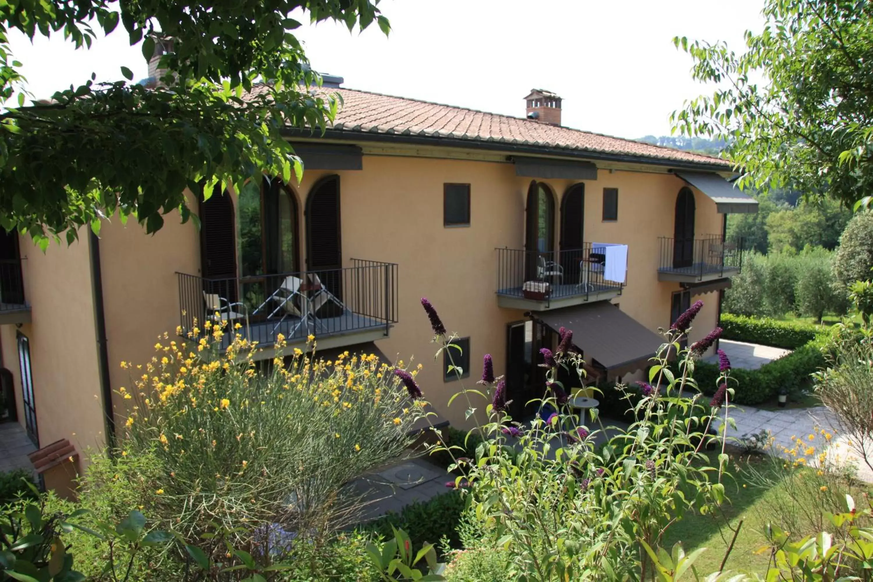 Property building, Patio/Outdoor Area in Hotel Sovestro