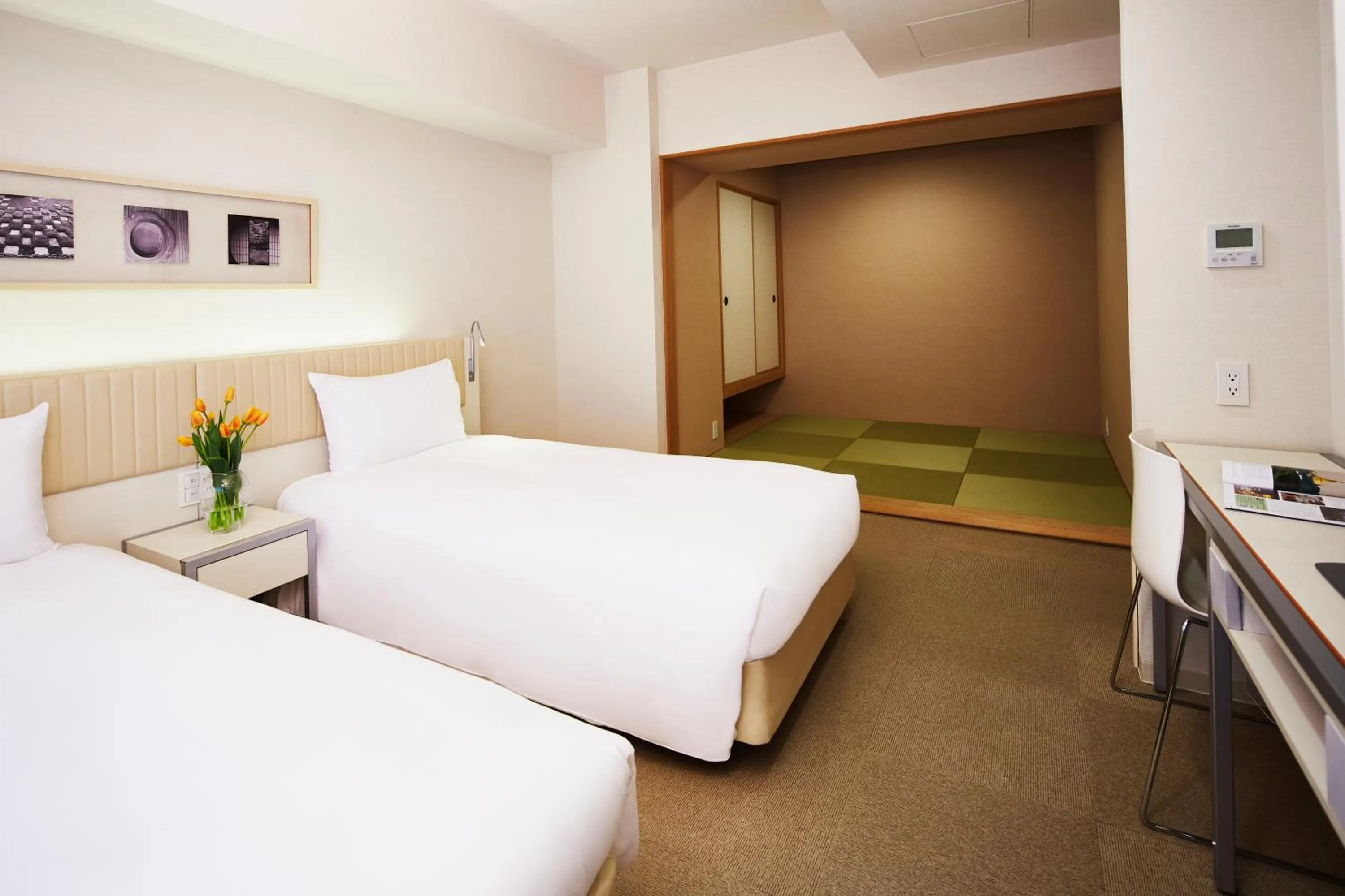 Bedroom, Bed in Citadines Kyoto Karasuma-Gojo