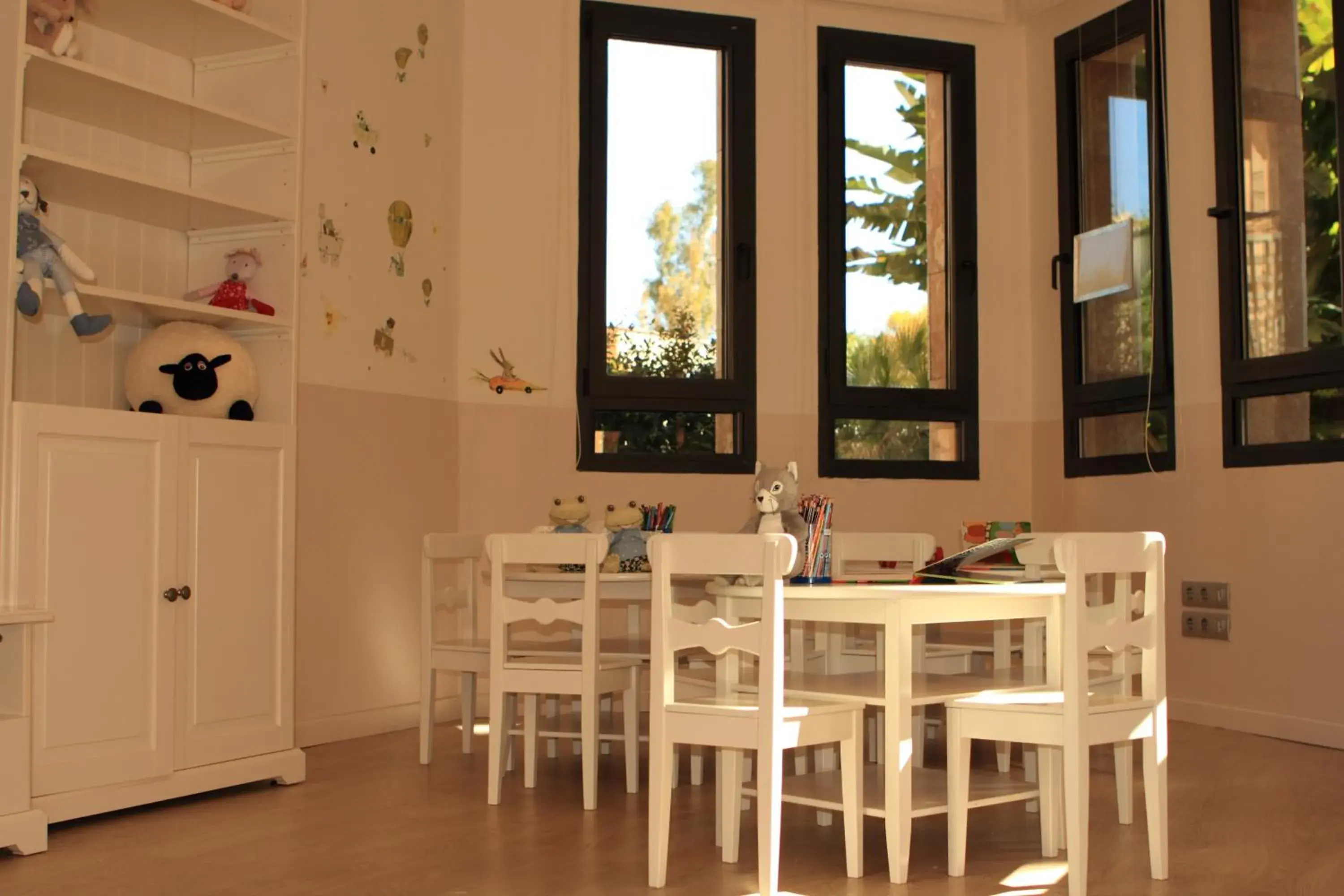 Kids's club, Dining Area in Insotel Fenicia Prestige Suites & Spa