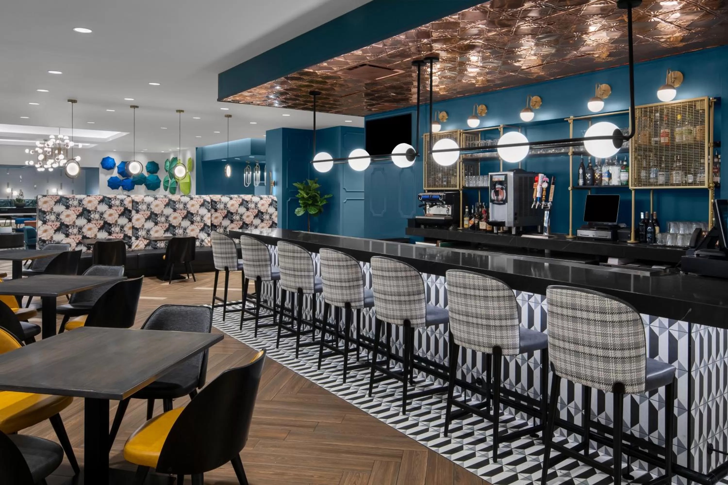 Restaurant/places to eat in Hotel Indigo New Orleans - French Quarter by IHG