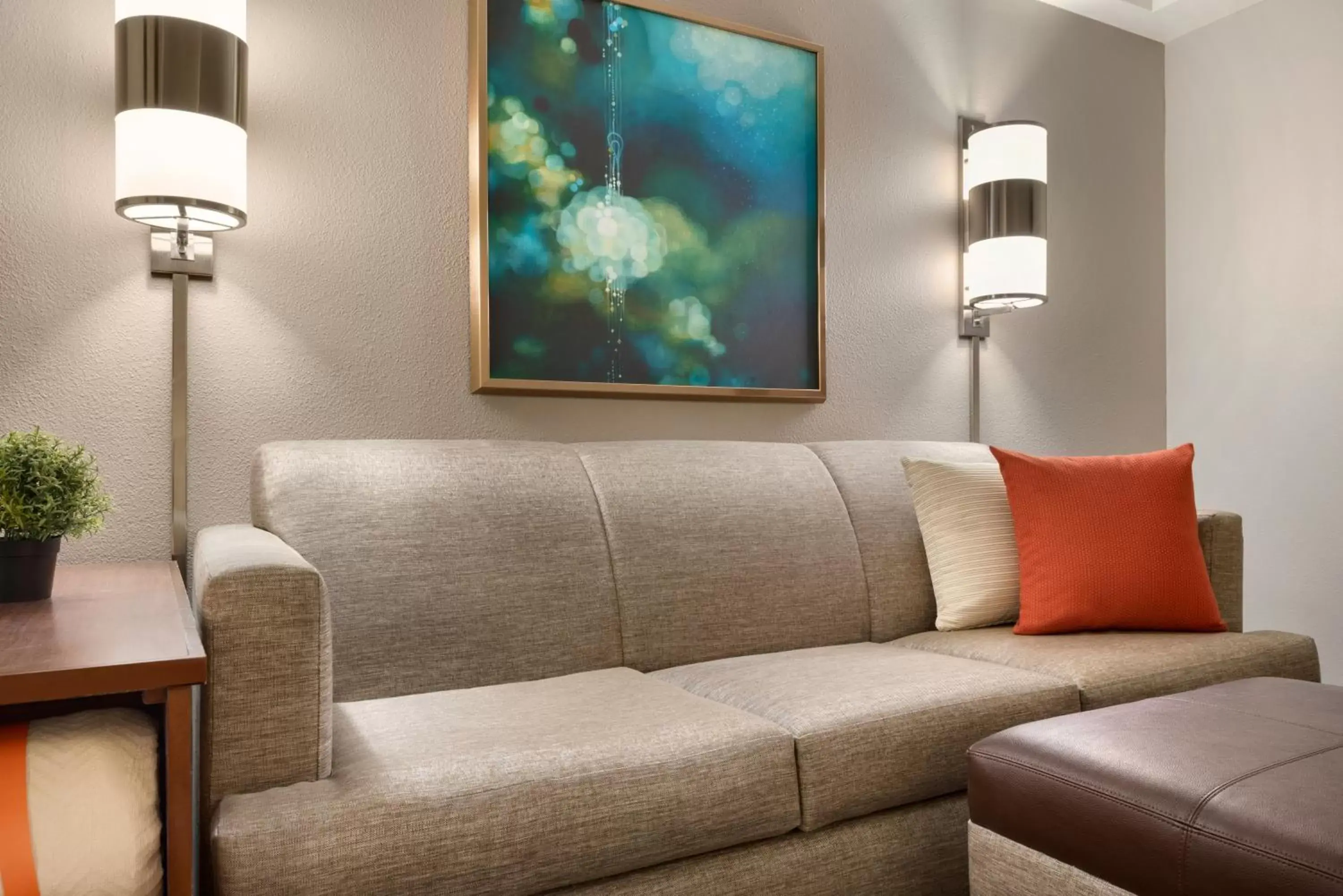 Double Room with Two Double Beds with Sofa and Roll-In Shower - Disability Access in Hyatt Place Chicago Schaumburg Double Room with Two Double Beds with Sofa and Roll-In Shower - Disability Access in Hyatt Place Chicago Schaumburg