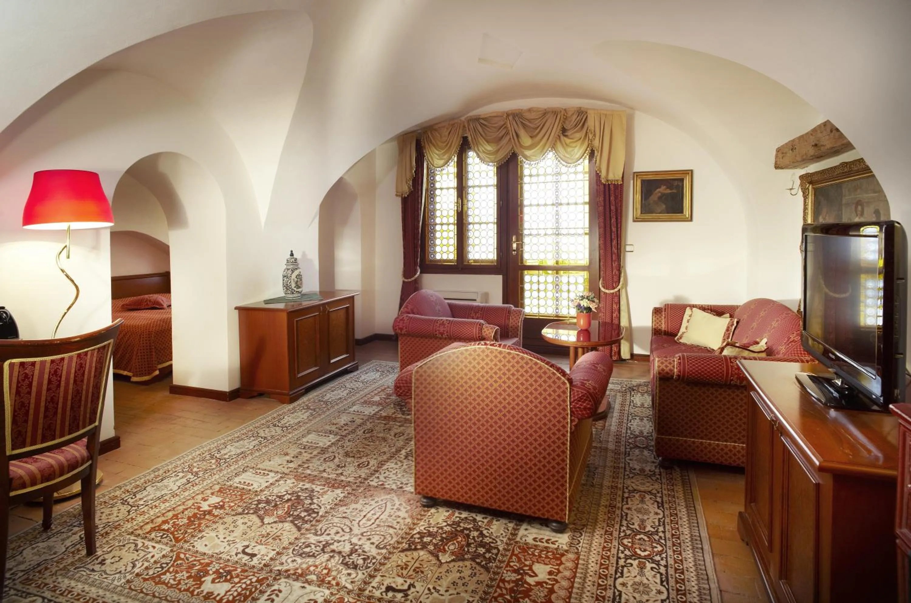 Seating area in Royal Ricc