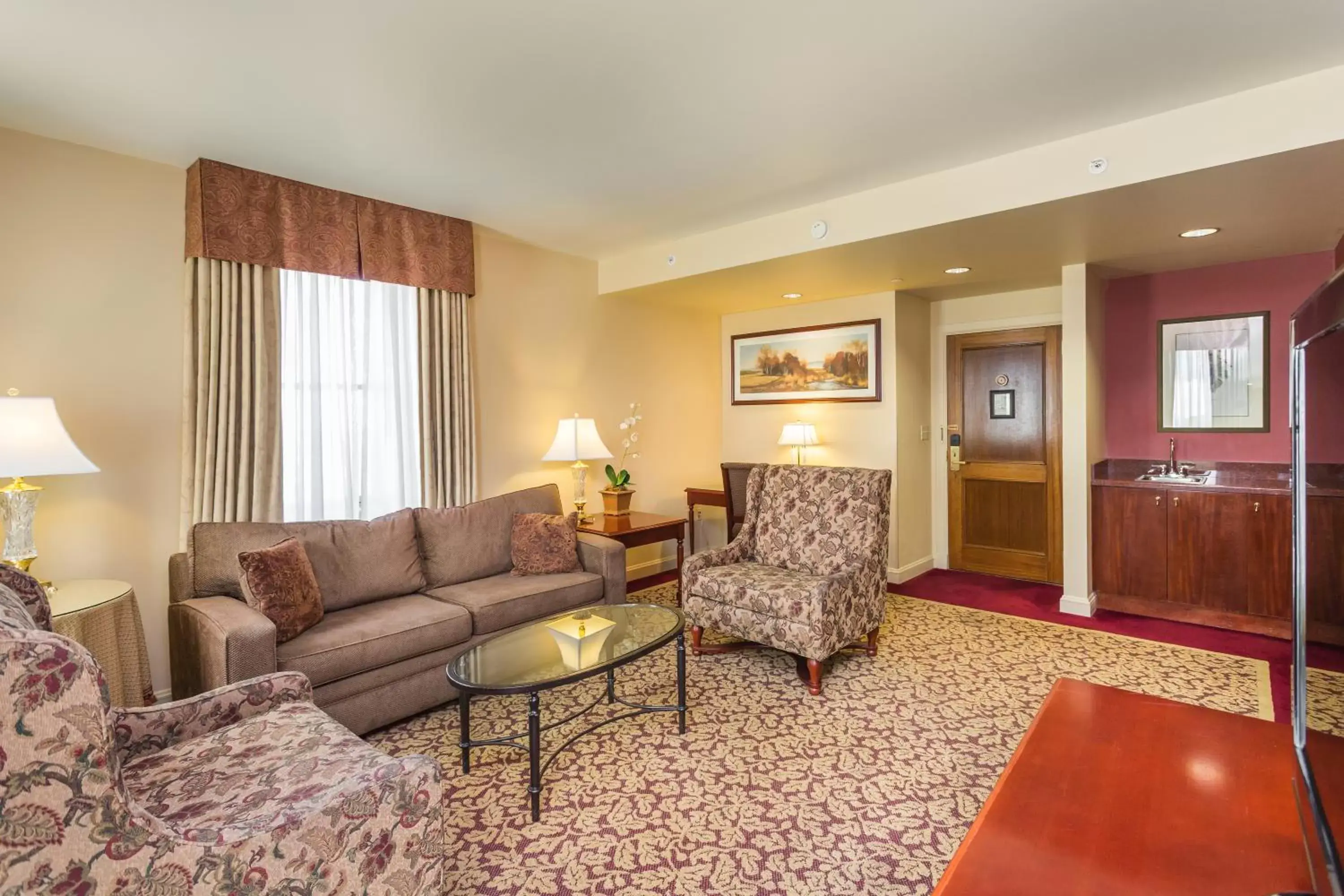 Seating Area in Marcus Whitman Hotel and Conference Center