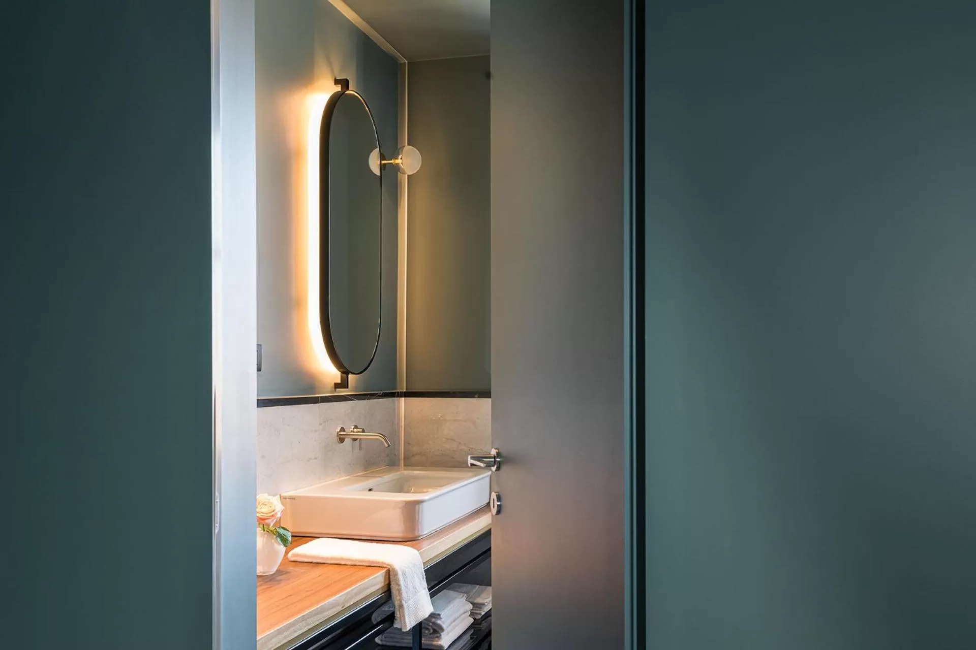 Bathroom in Byssus Suites