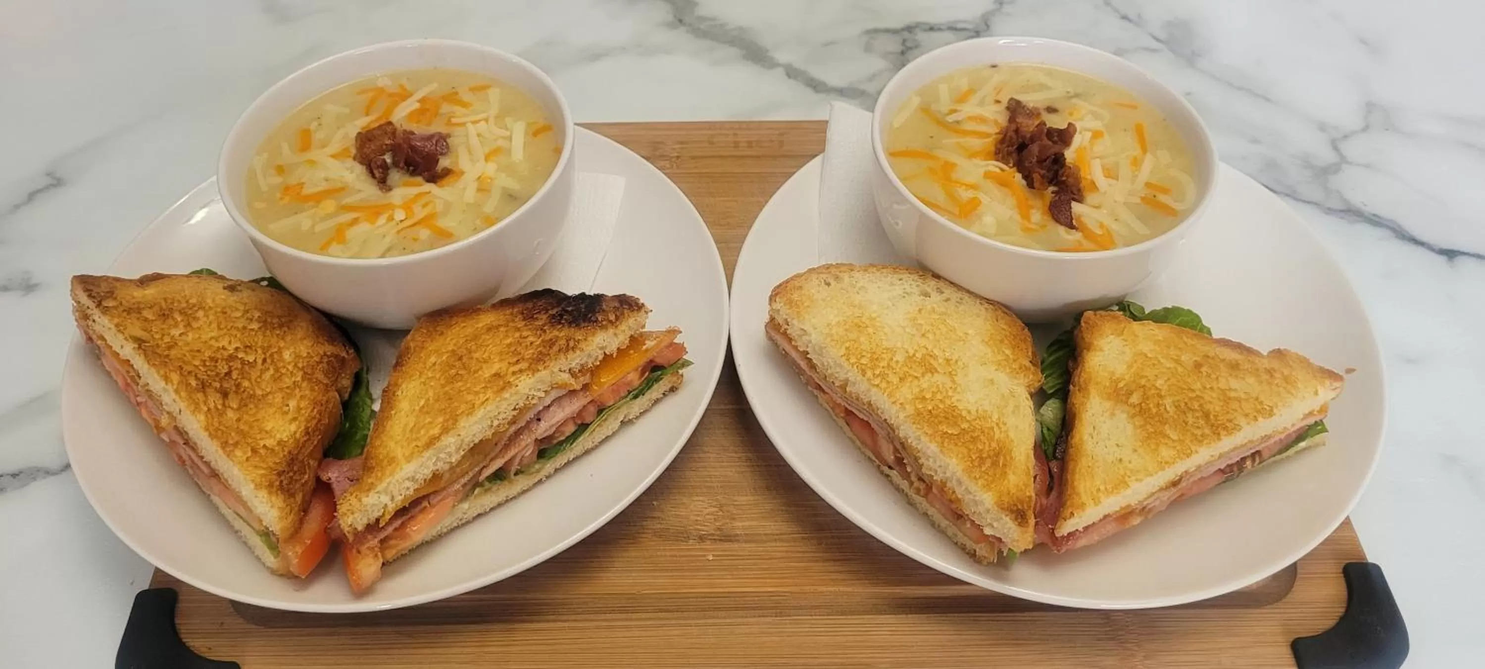 Lunch in The Harbourside Inn & Cafe