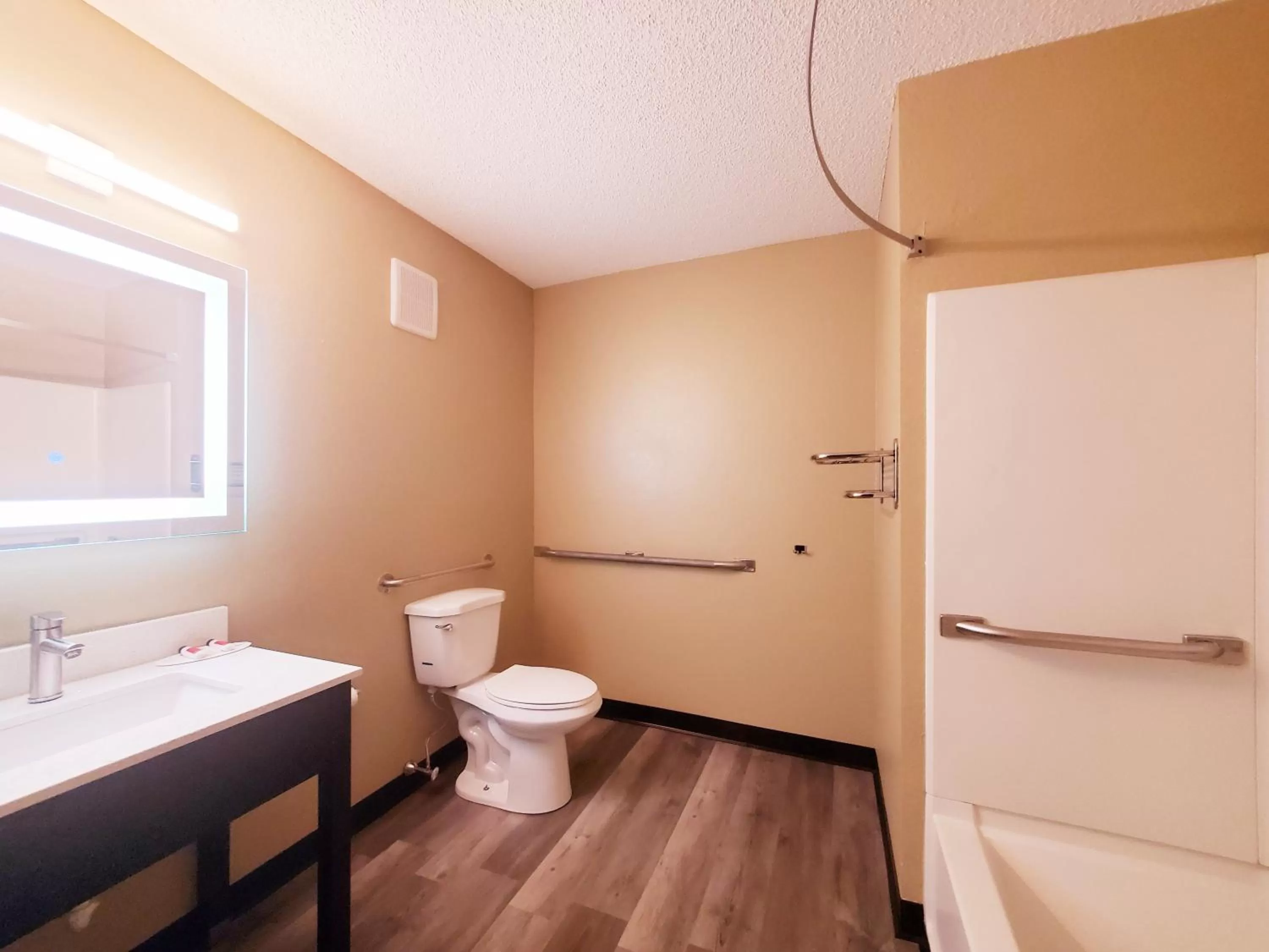 Bathroom in Super 8 by Wyndham Amsterdam