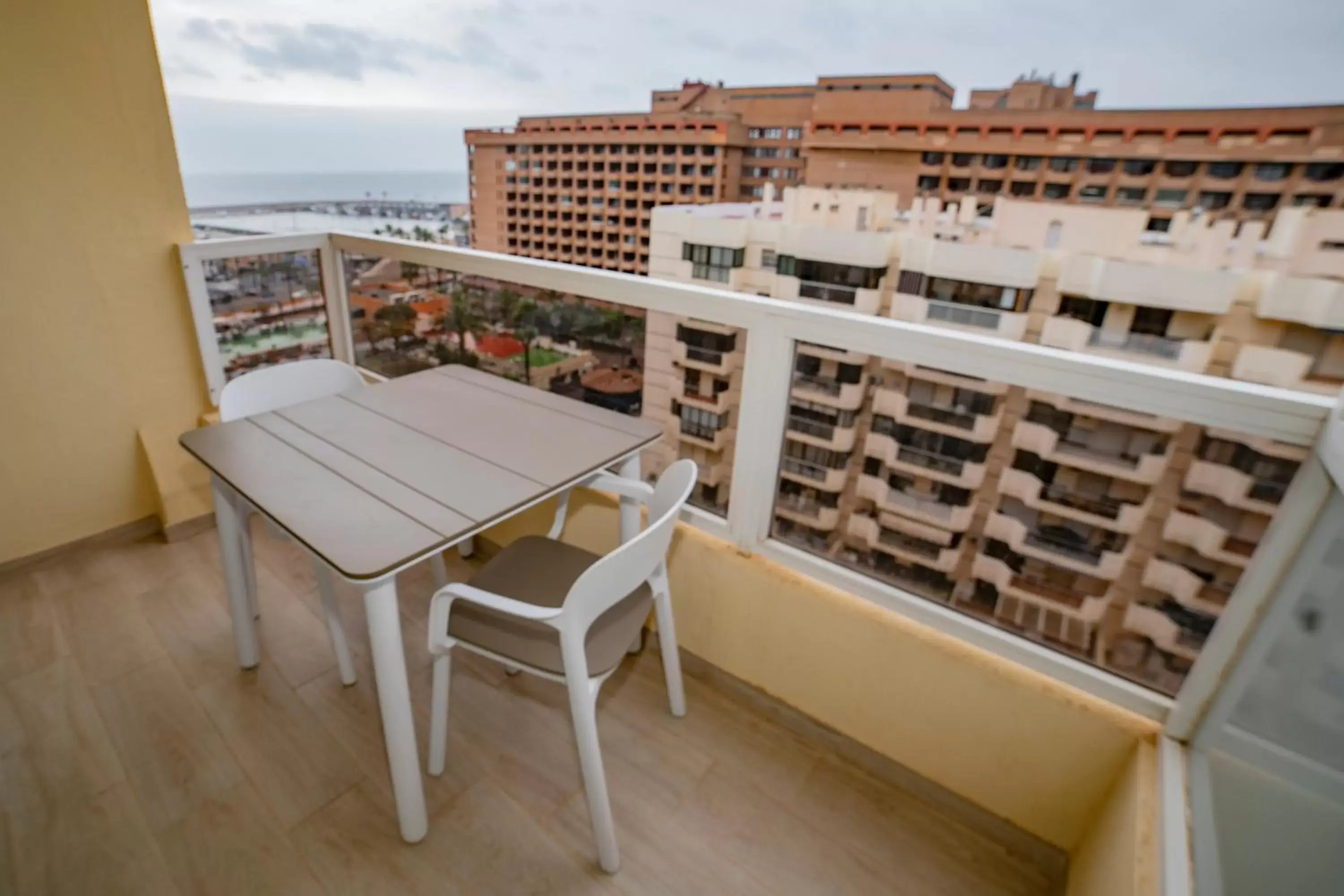 Balcony/Terrace in Hotel Apartamentos Pyr Fuengirola
