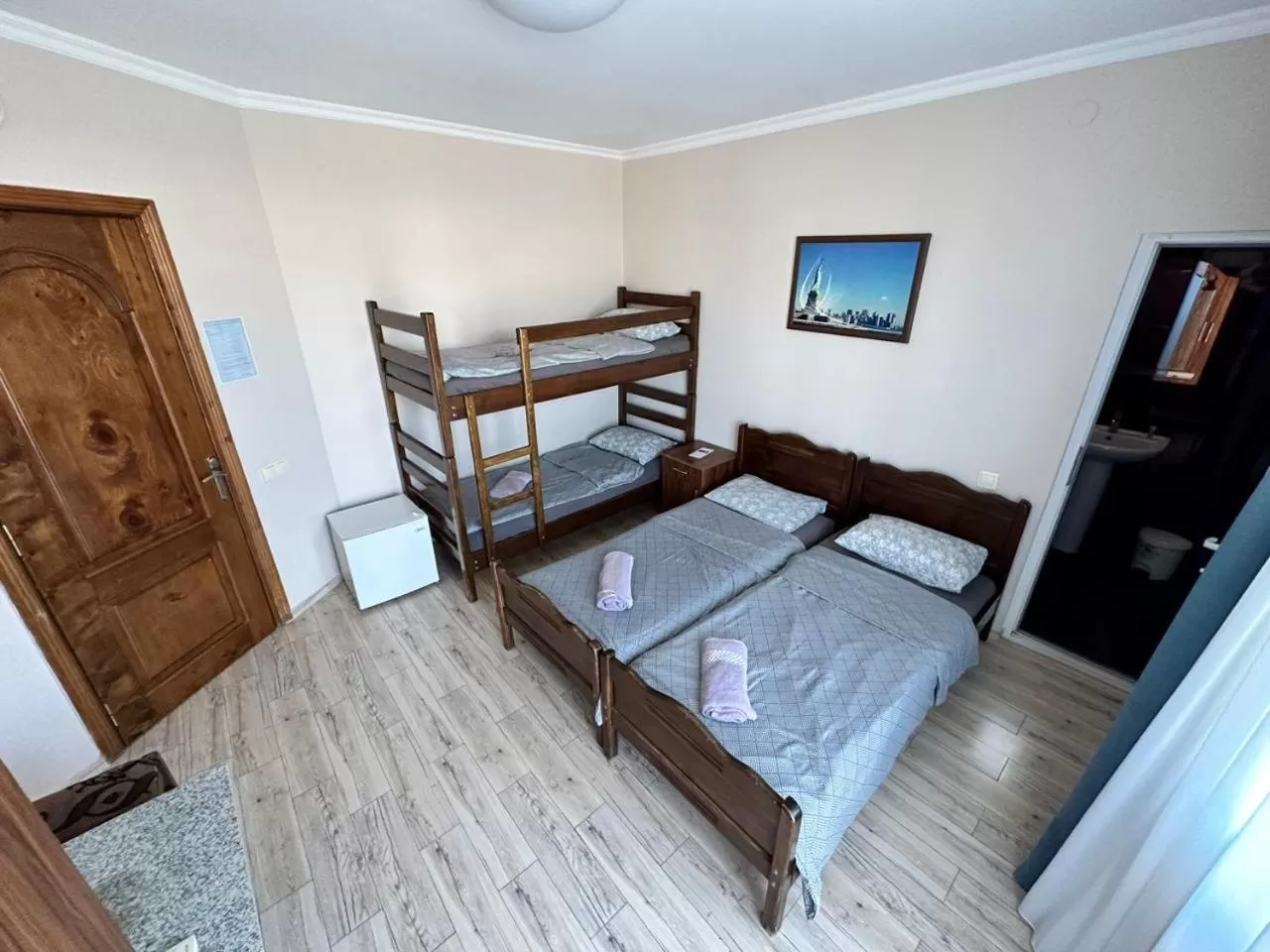 Photo of the whole room, Bed in National+