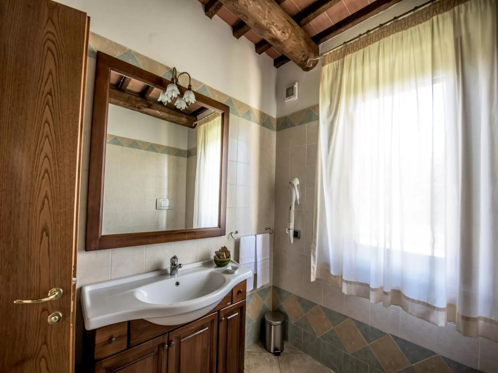 Bathroom in Albergo La Foresteria