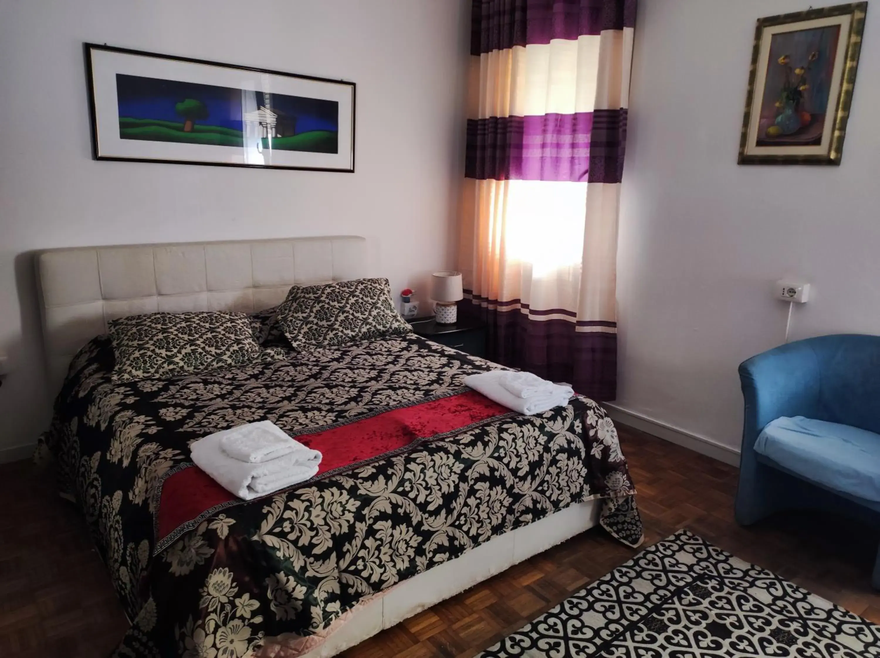 Triple Room with Shared Bathroom in BB Stay Station