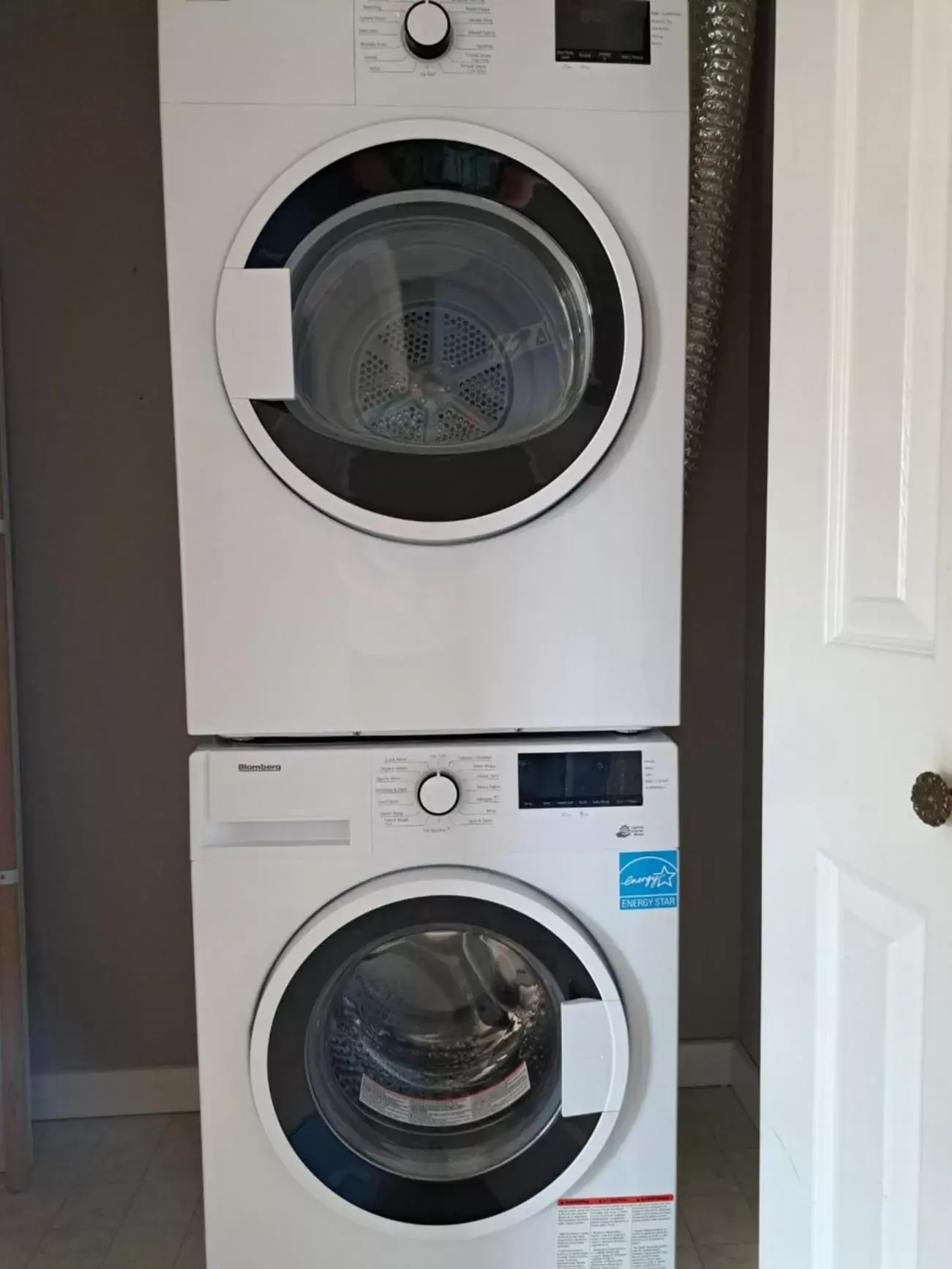 washing machine, Bathroom in Richter Pass Beach Resort