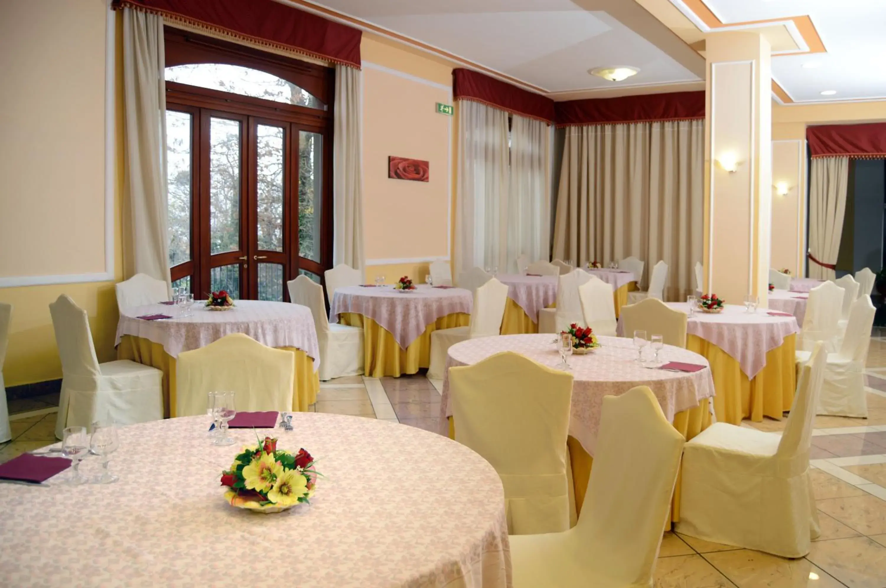 Italian breakfast, Restaurant/Places to Eat in Royal Hotel Montevergine