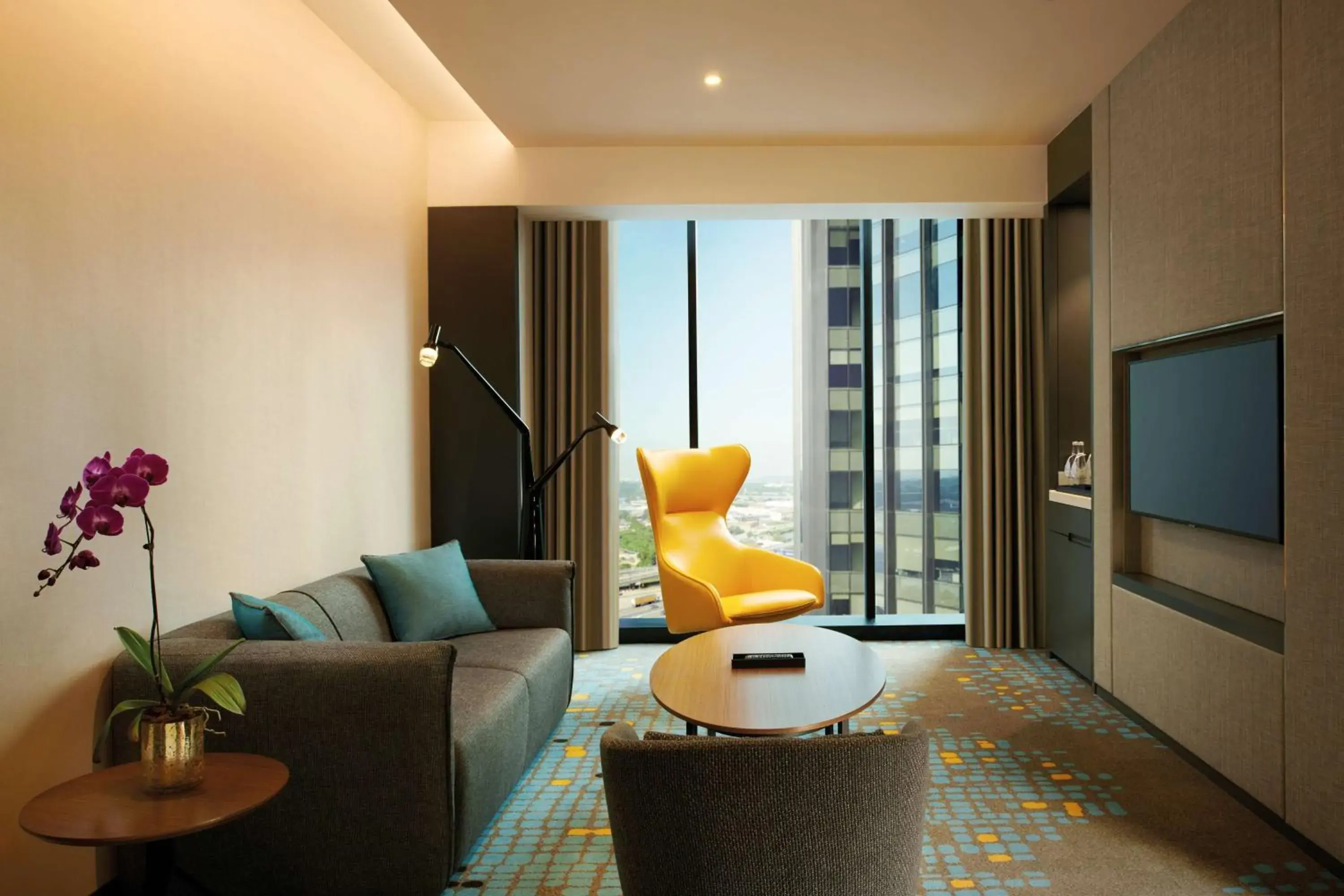 Living room, Seating Area in Doubletree By Hilton Shah Alam I-City