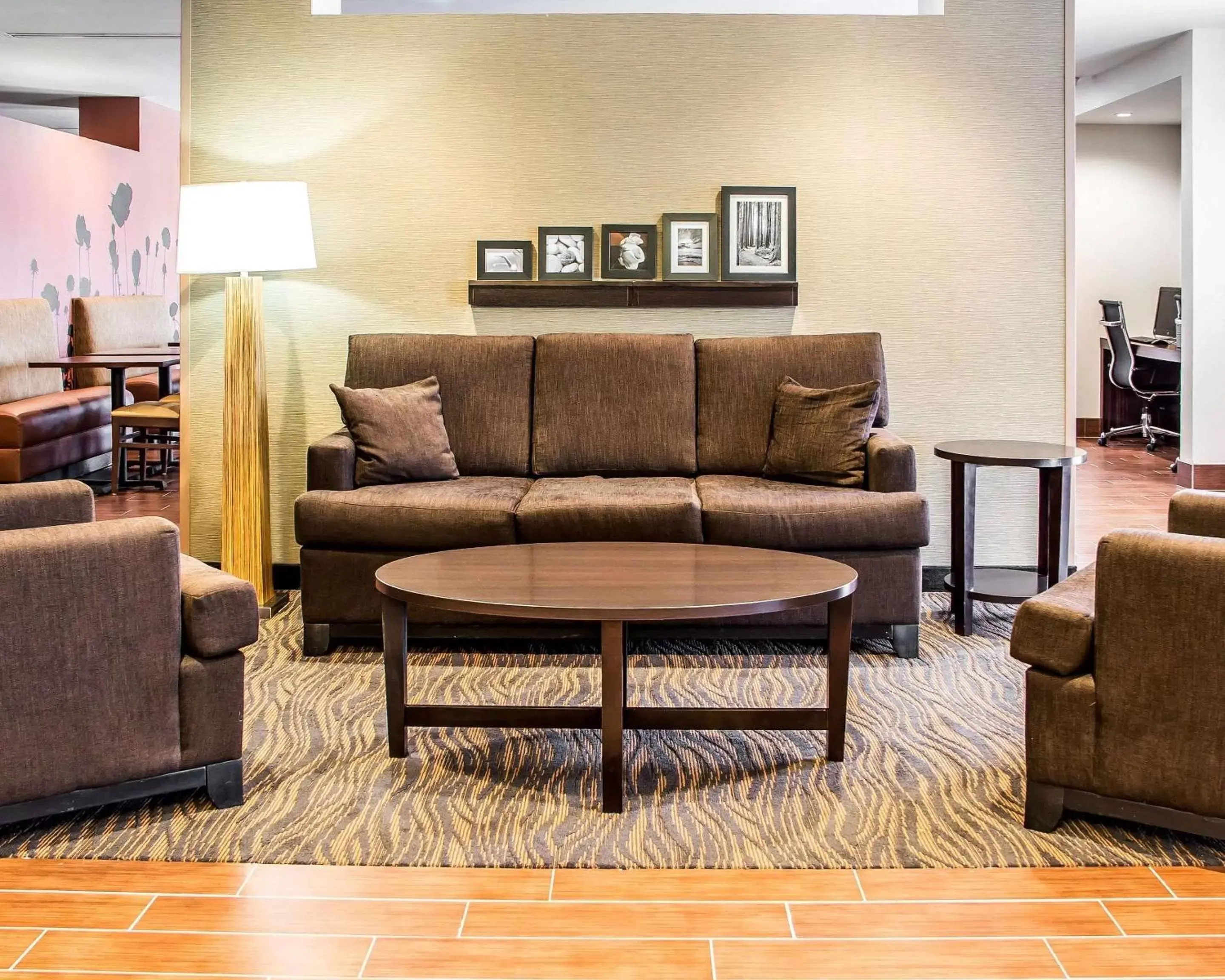 Lobby or reception, Seating Area in Sleep Inn & Suites Blackwell I-35