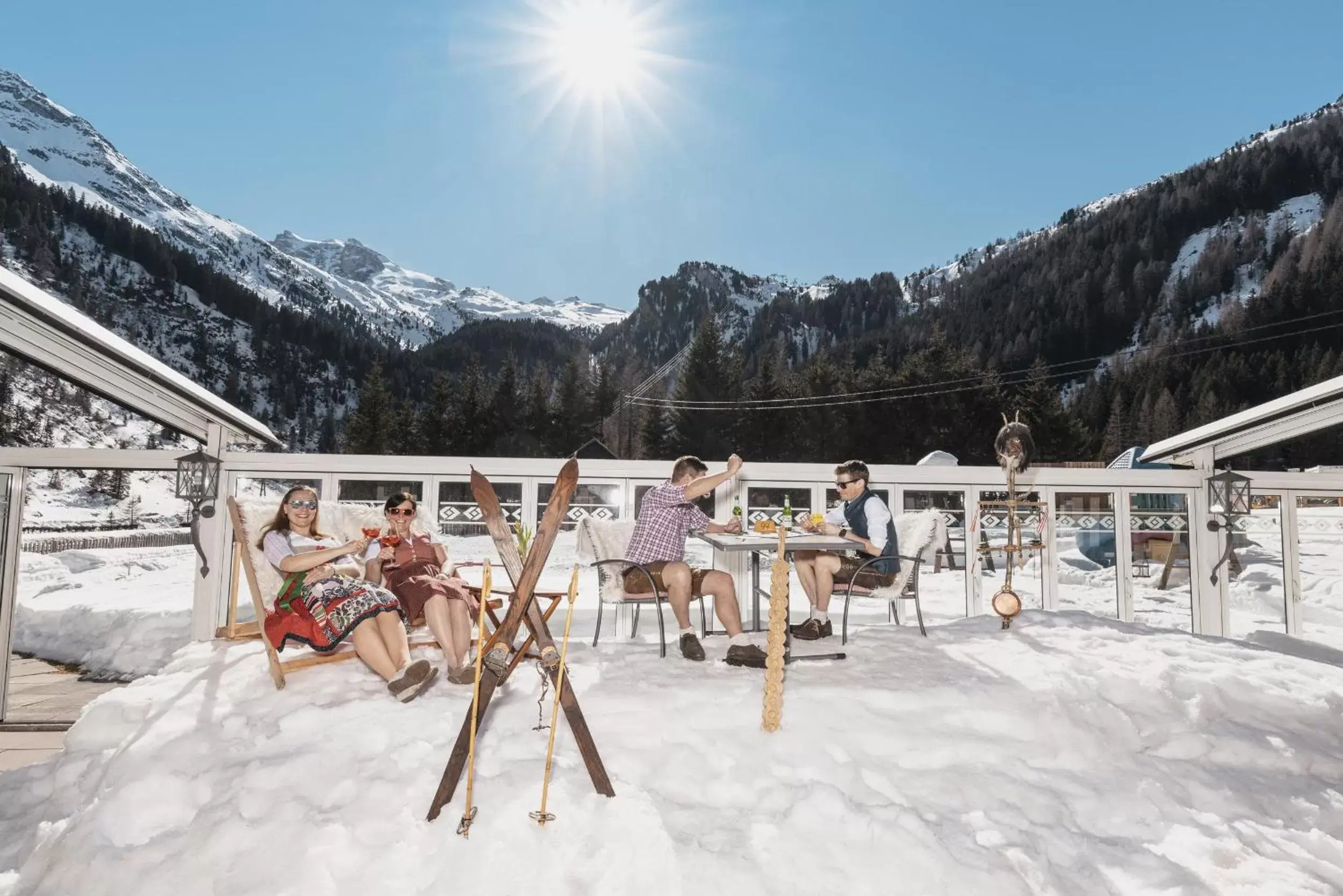View (from property/room), Winter in Kinder- & Gletscherhotel Hintertuxerhof