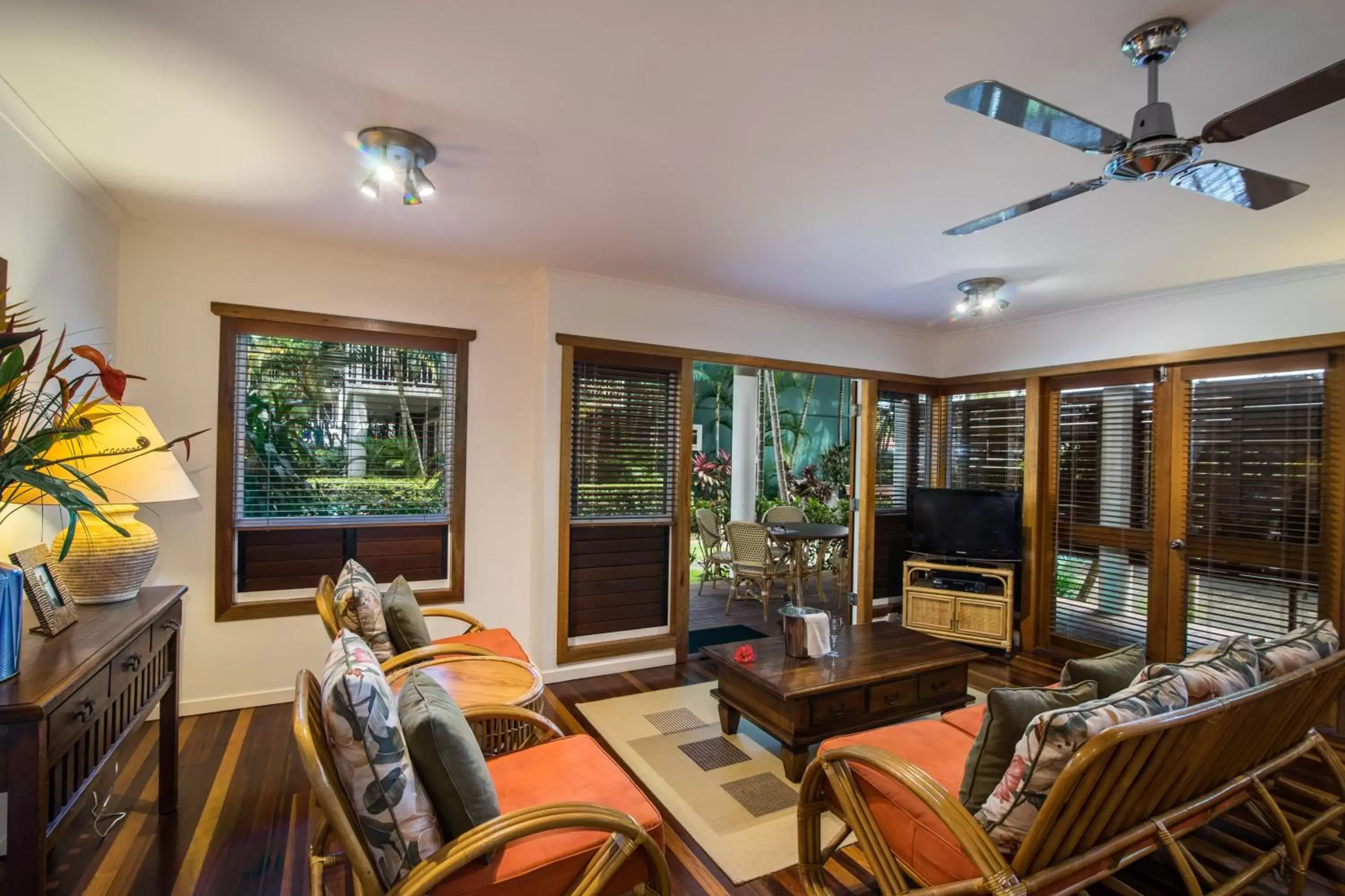 Superior Two-Bedroom Apartment in South Pacific Resort & Spa Noosa