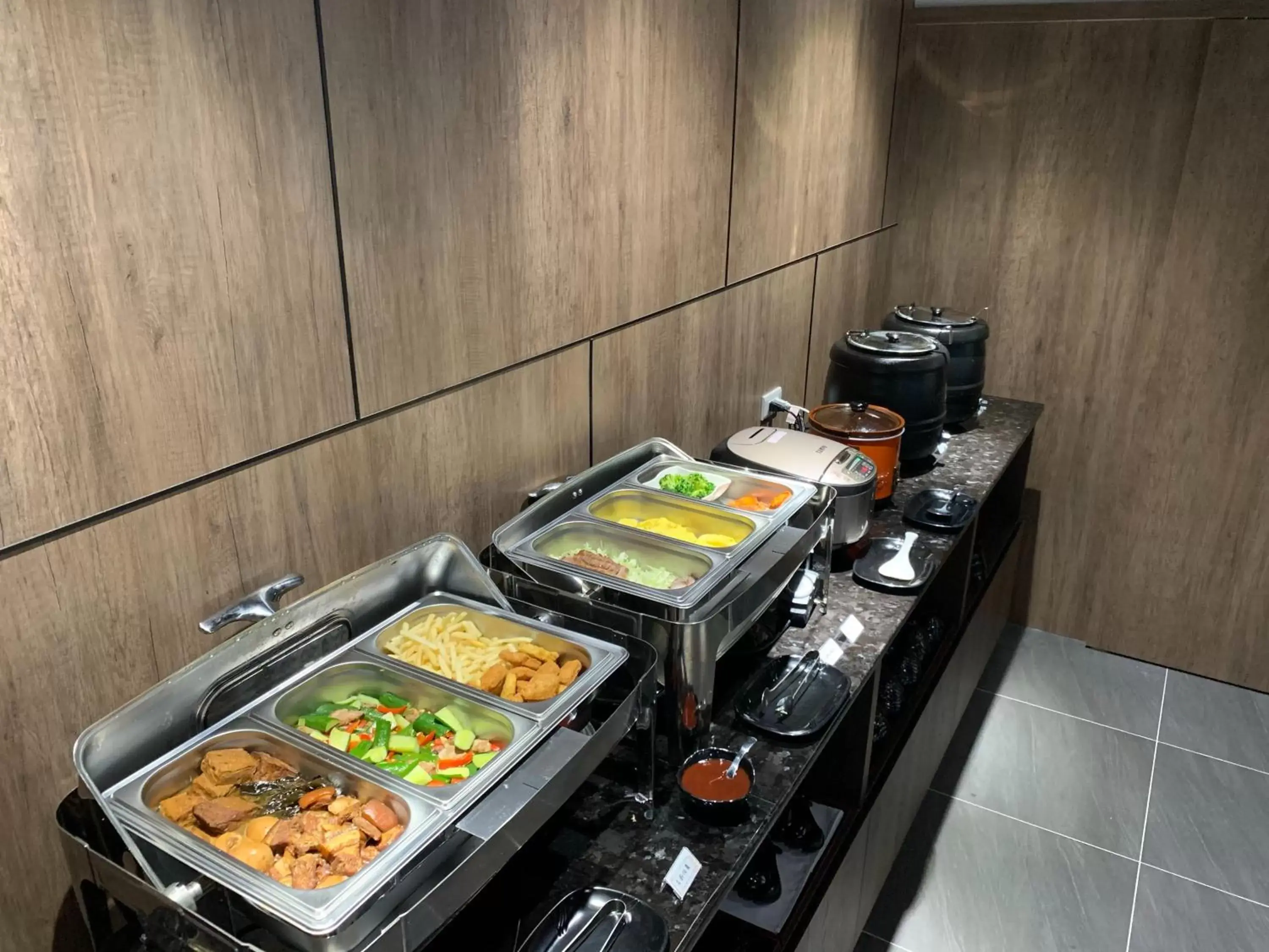 Breakfast in AURORA MOTEL Breakfast in AURORA MOTEL