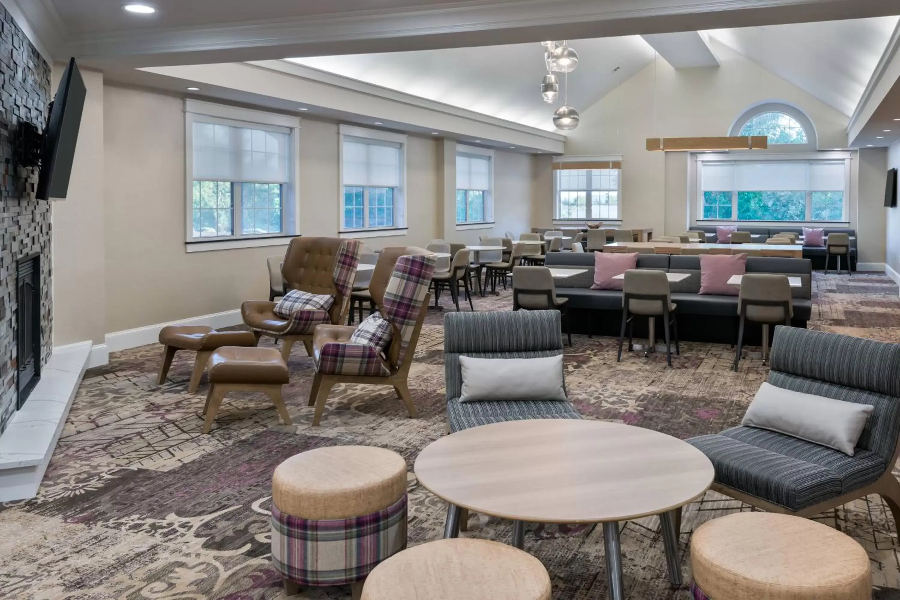 Lobby or reception, Lounge/Bar in Residence Inn Wayne