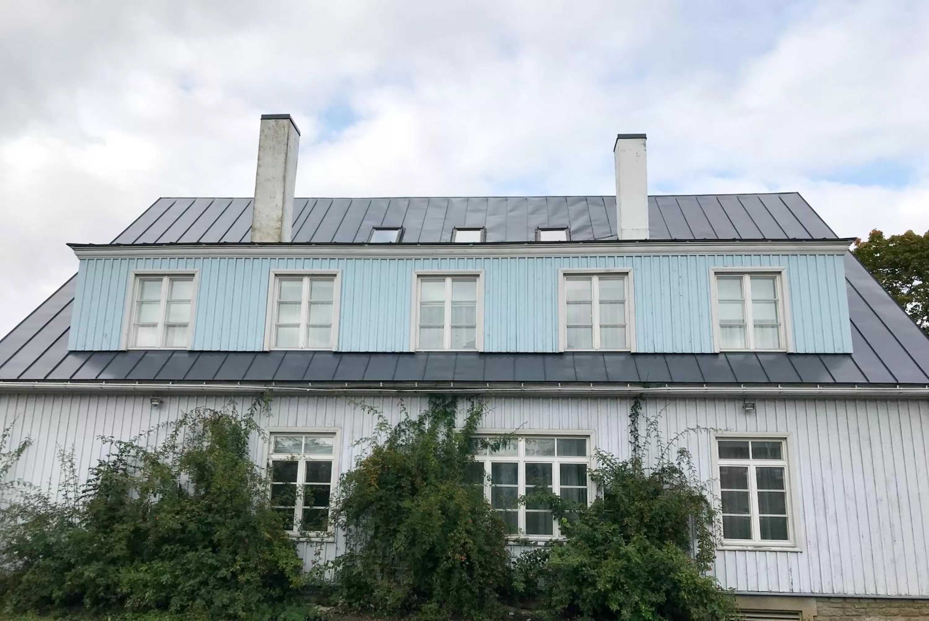 Property building in Villa Wesenbergh