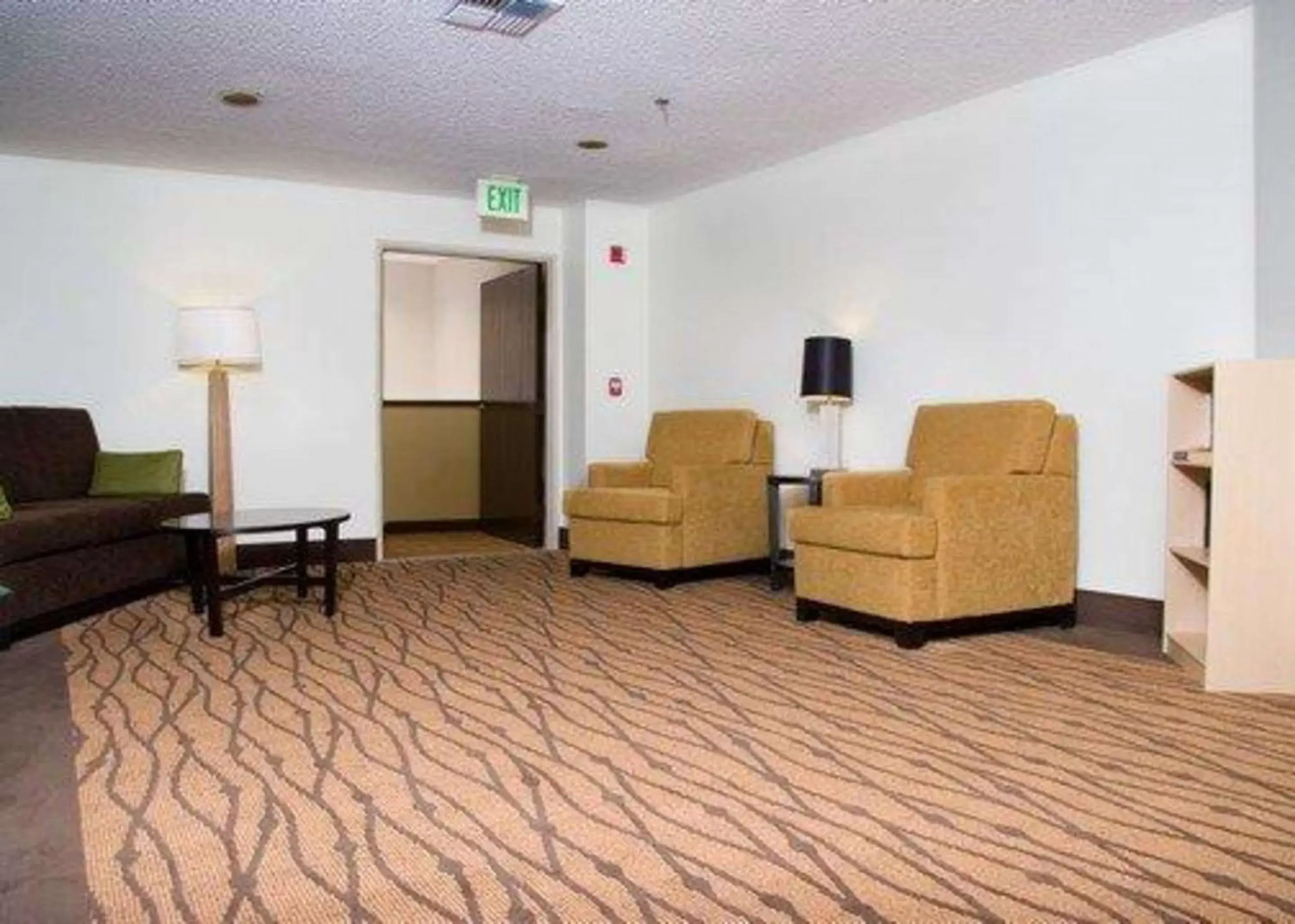 Lobby or reception, Seating Area in Sleep Inn Pasco Tri -Cities