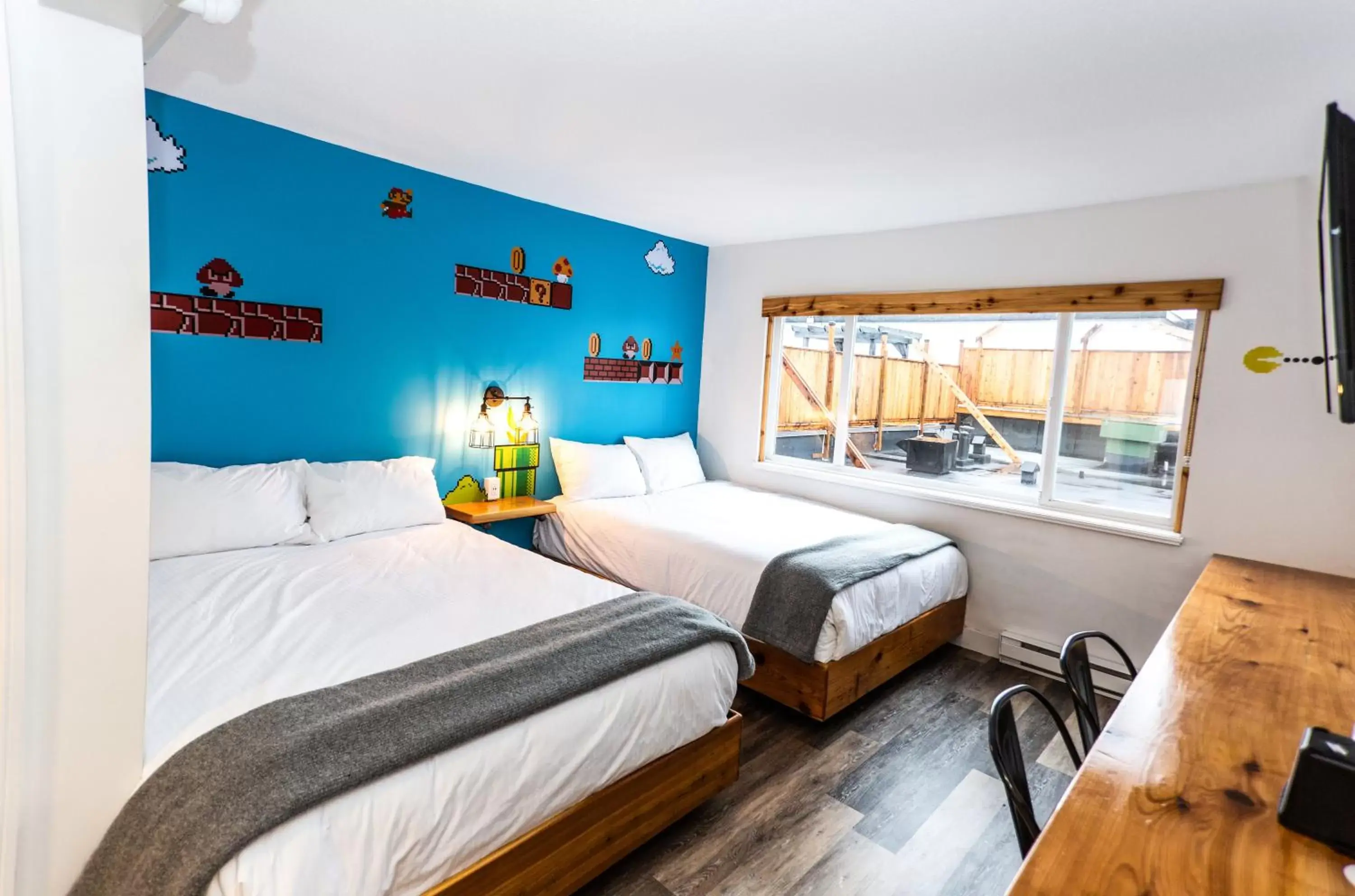 Bedroom in Crash Hotel Squamish