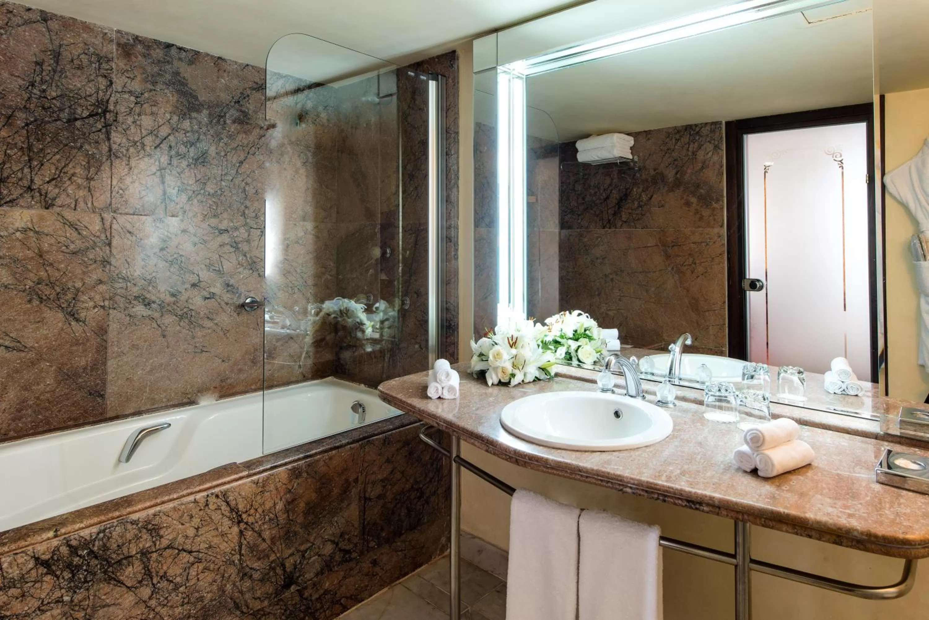 Bathroom in Mövenpick Hotel & Casino Malabata Tanger