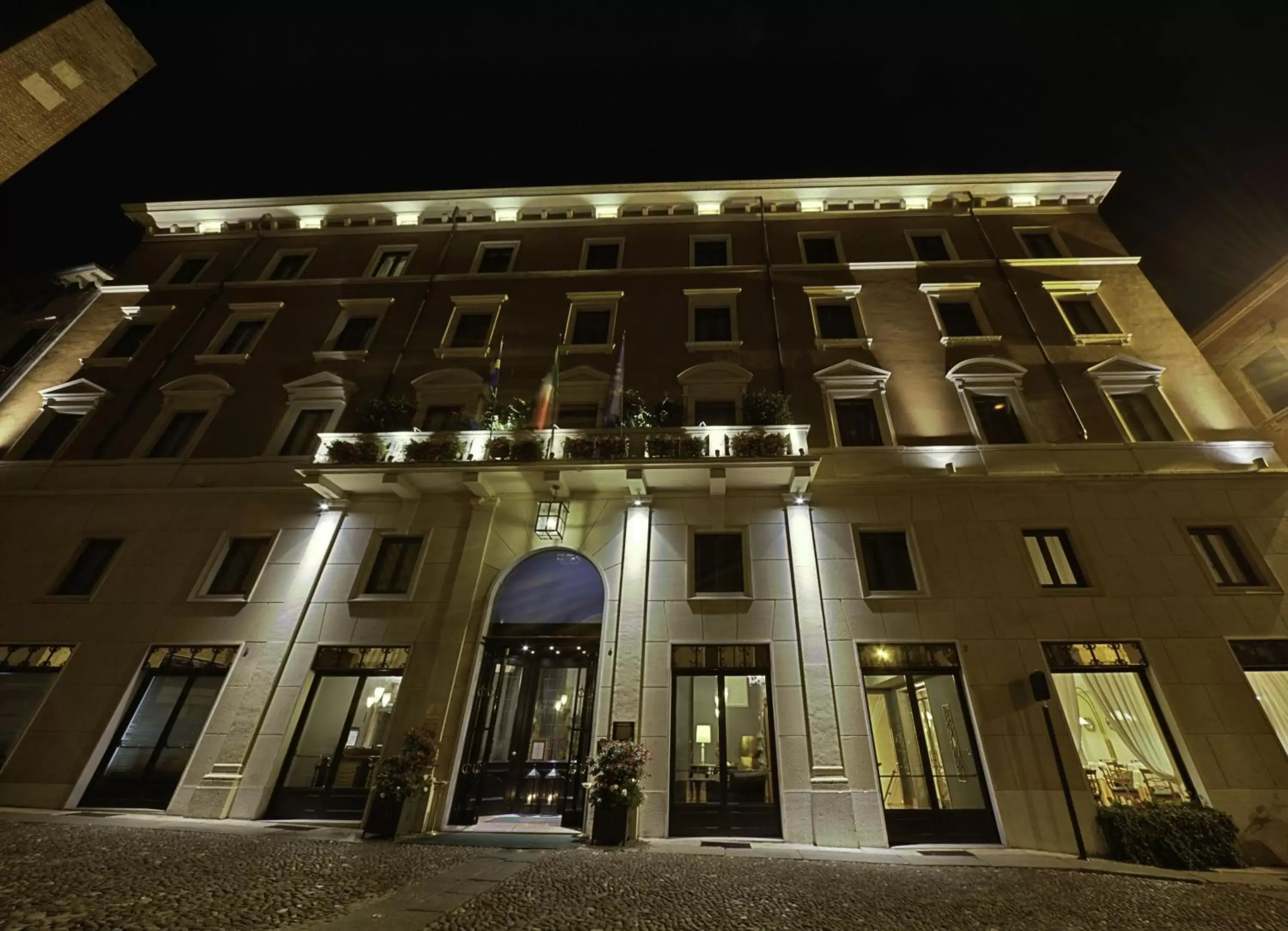 Facade/entrance in Due Torri Hotel