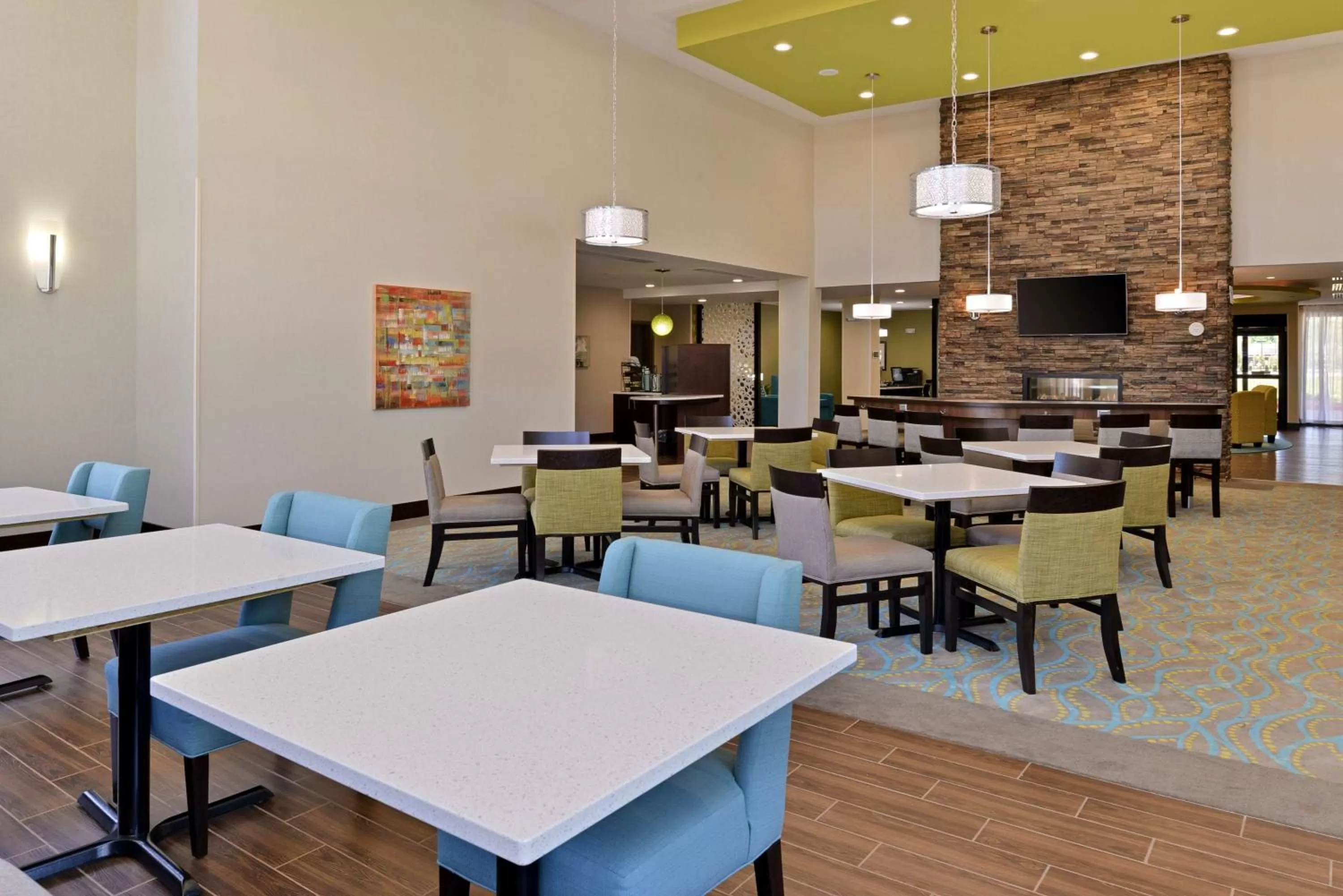Restaurant/places to eat in Homewood Suites by Hilton Houma