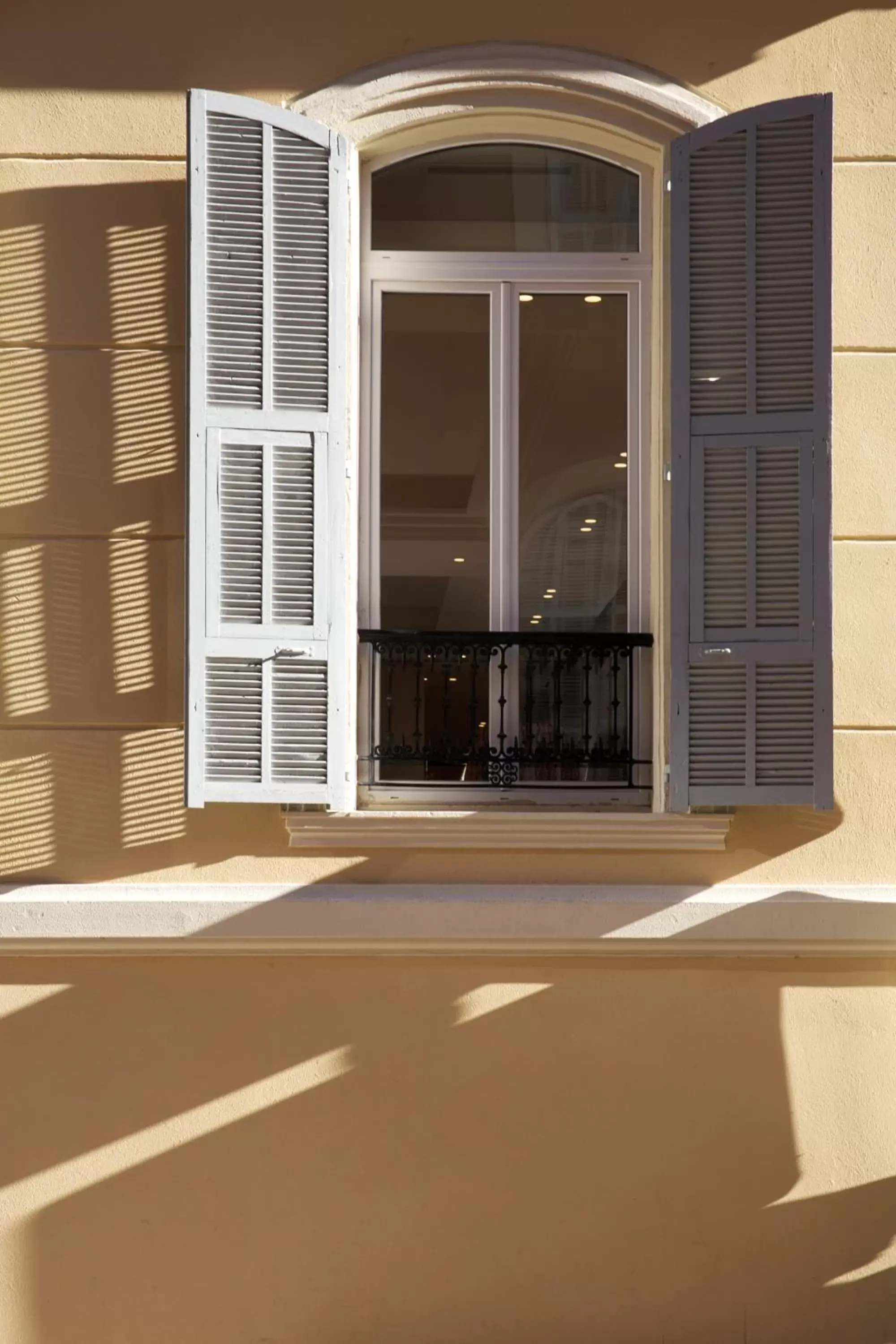 Facade/entrance in Hôtel Apollinaire Nice