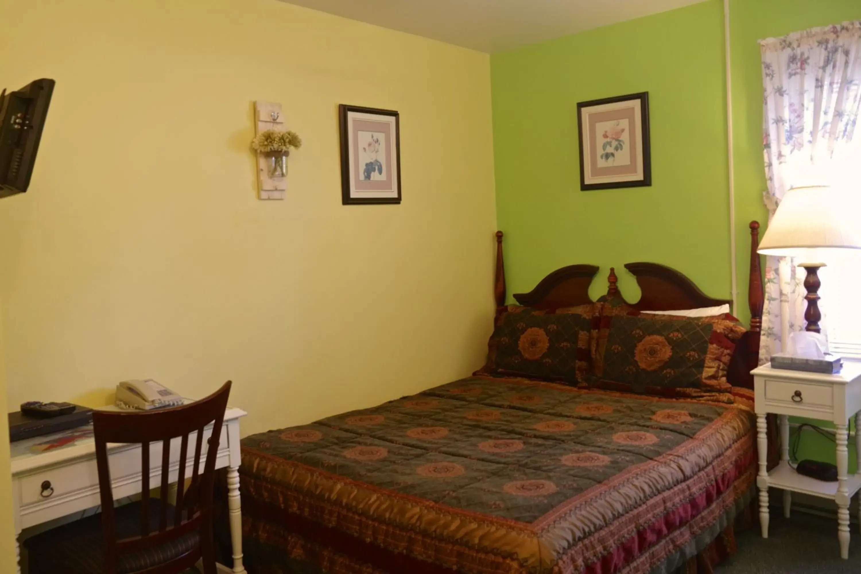 Small Single Room - single occupancy in Braeside Country Inn Small Single Room - single occupancy in Braeside Country Inn