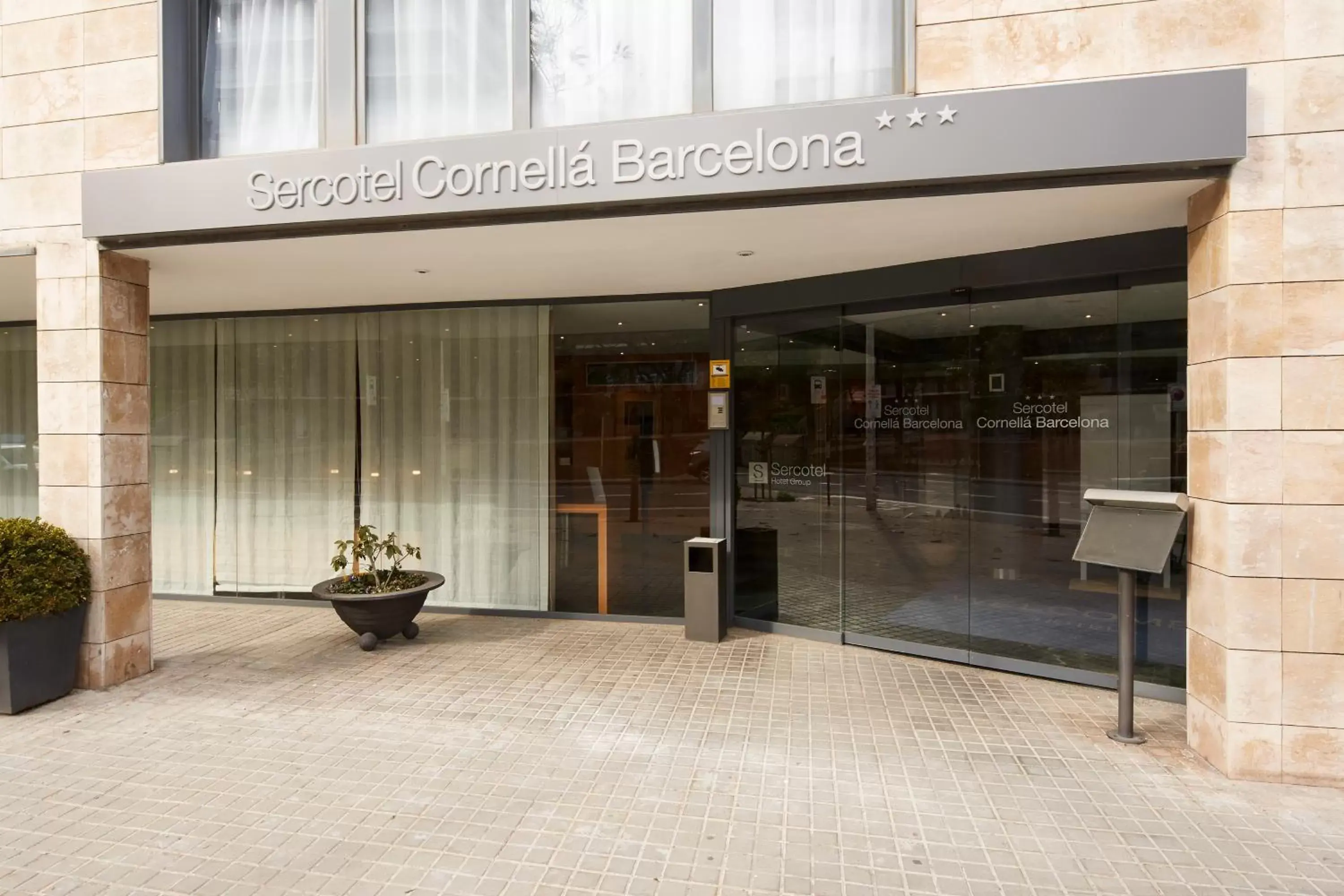 Property building in Sercotel Cornellà Barcelona