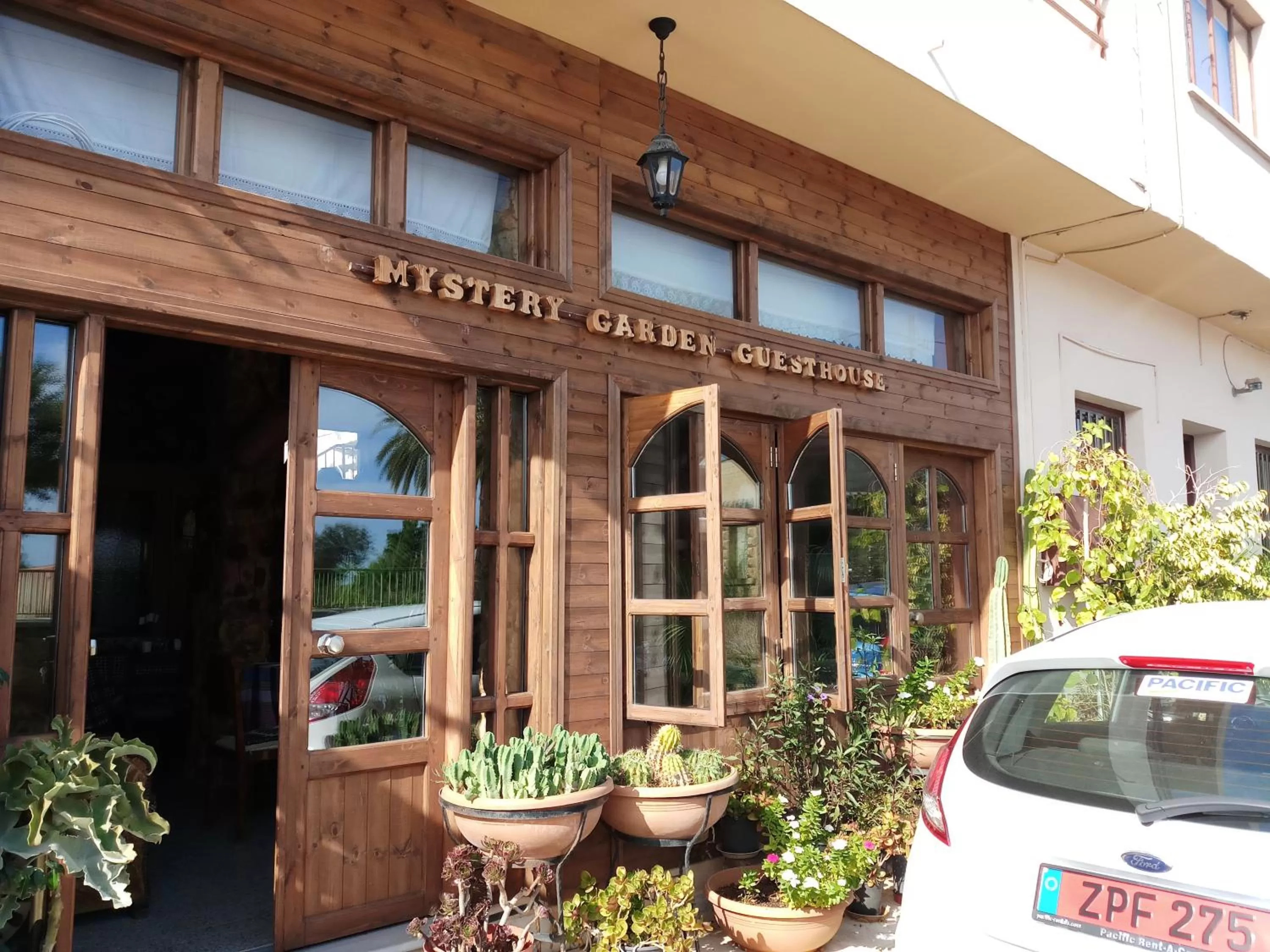 Facade/entrance in Mystery Garden Guest House