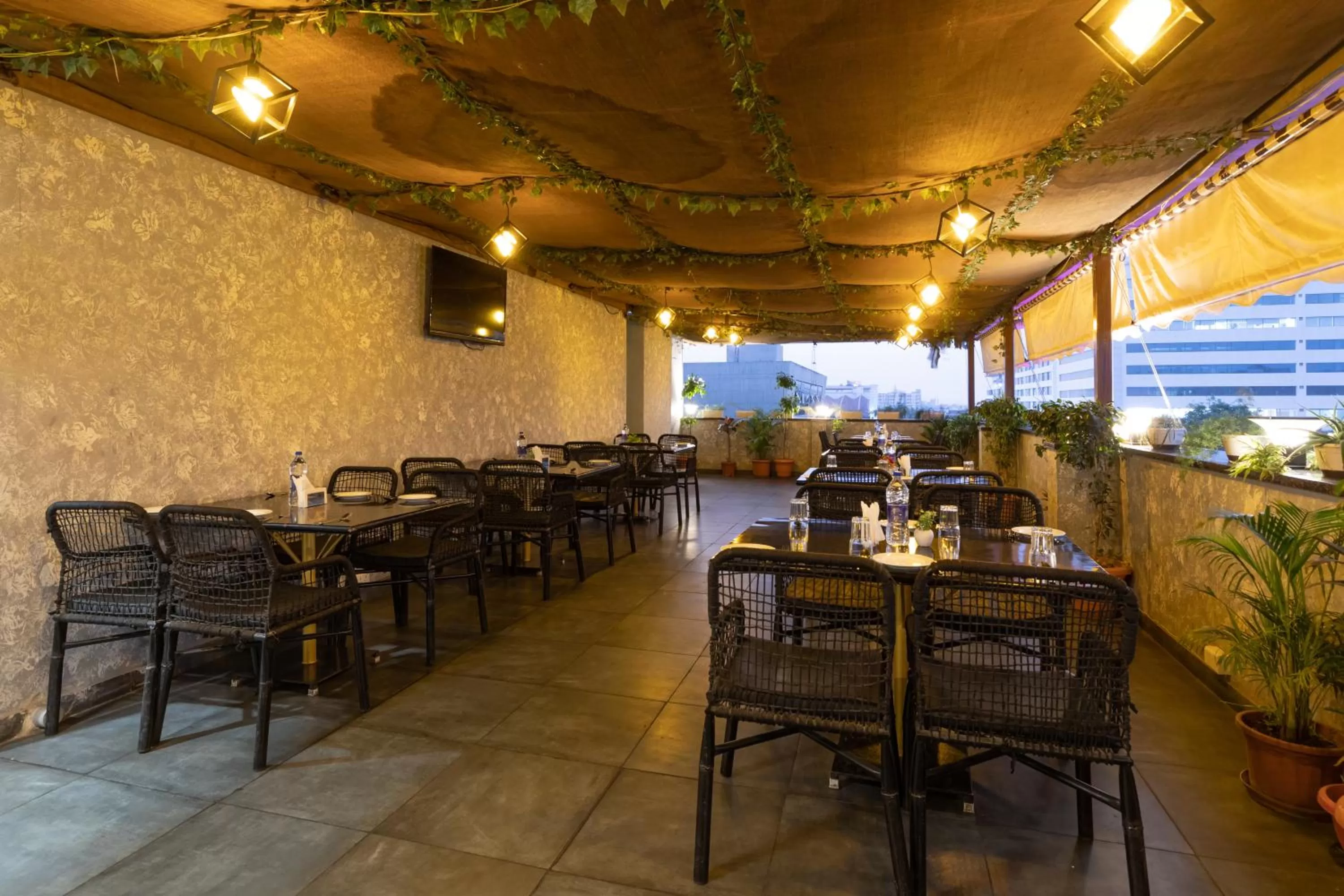 Restaurant/places to eat in The Grand Shaurya