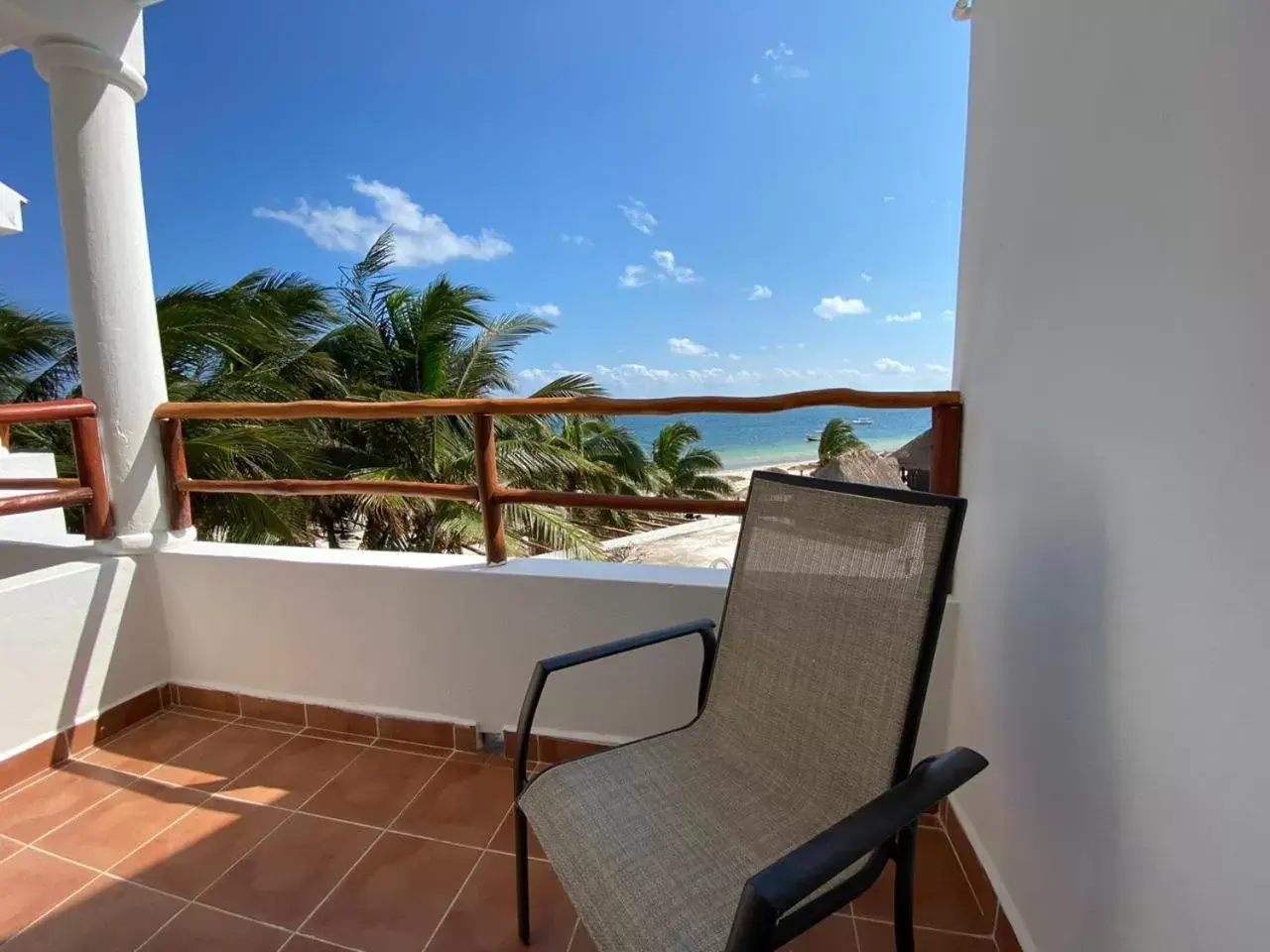 Balcony/Terrace in HOTEL & BEACH CLUB OJO DE AGUA