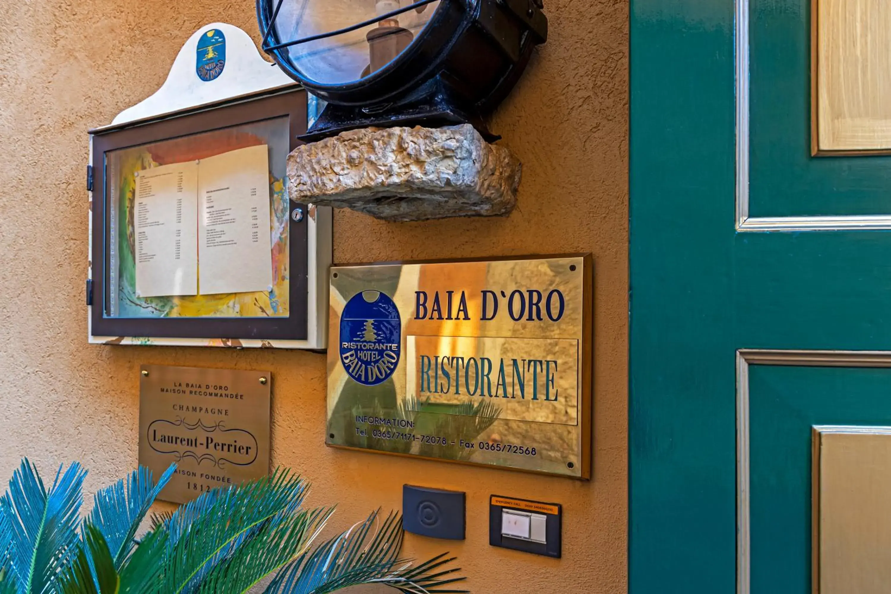 Logo/Certificate/Sign in Hotel Baia D'Oro