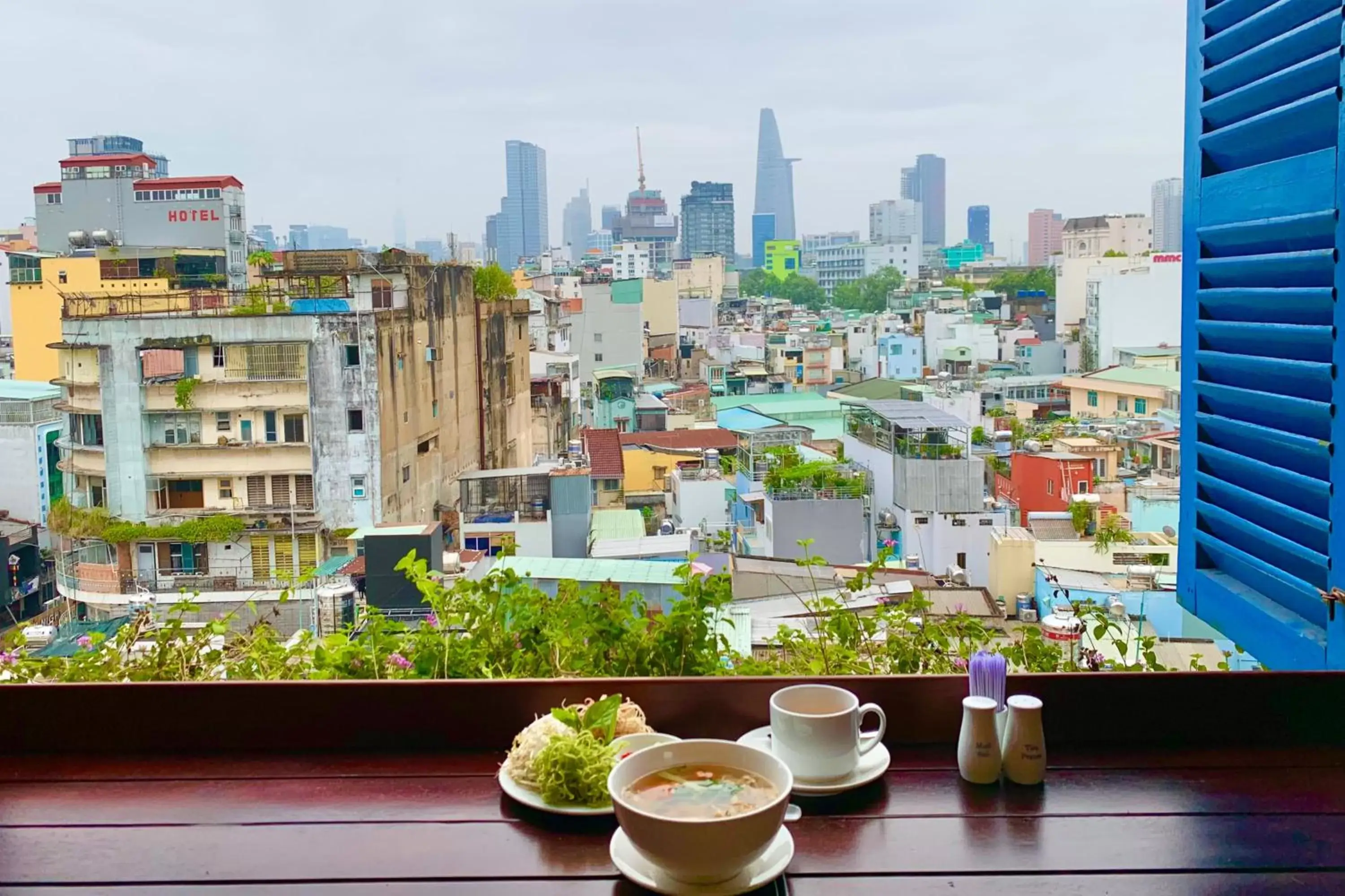 Restaurant/places to eat in Duc Vuong Saigon Hotel - Bui Vien Restaurant/places to eat in Duc Vuong Saigon Hotel - Bui Vien