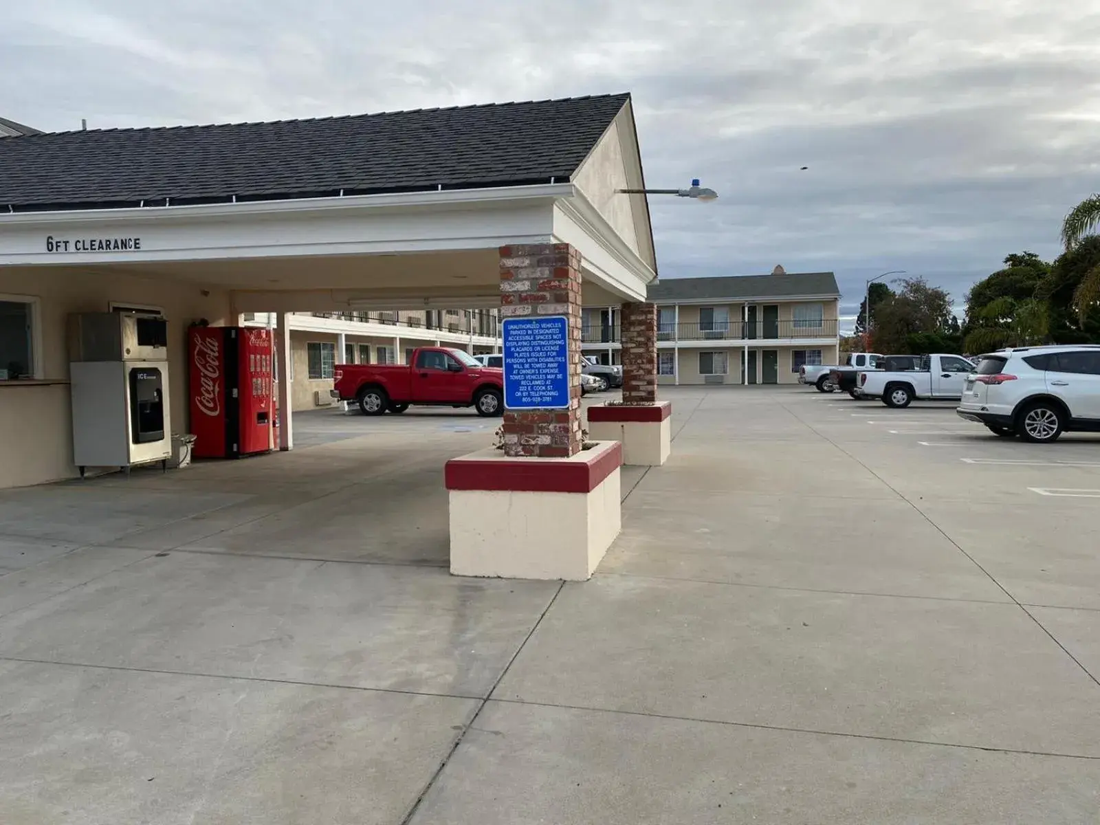 Property Building in Colonial Motel