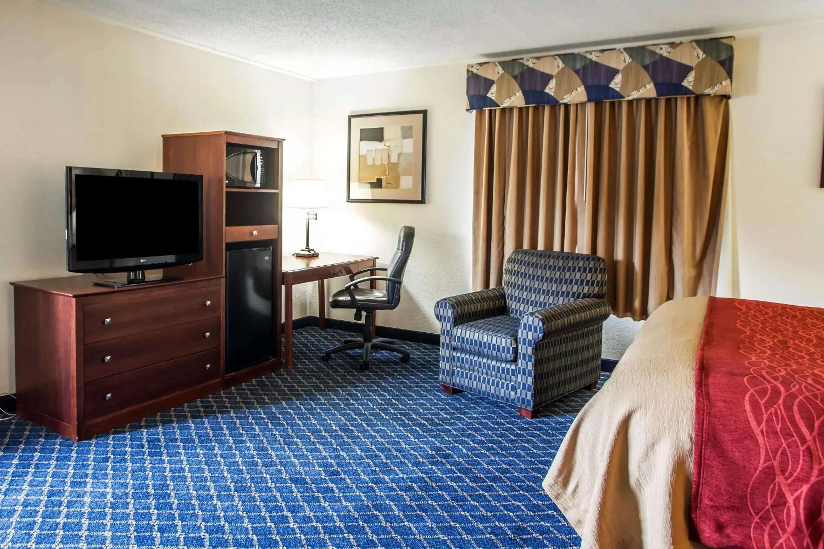 Photo of the whole room, Seating Area in Comfort Inn Feasterville - Trevose