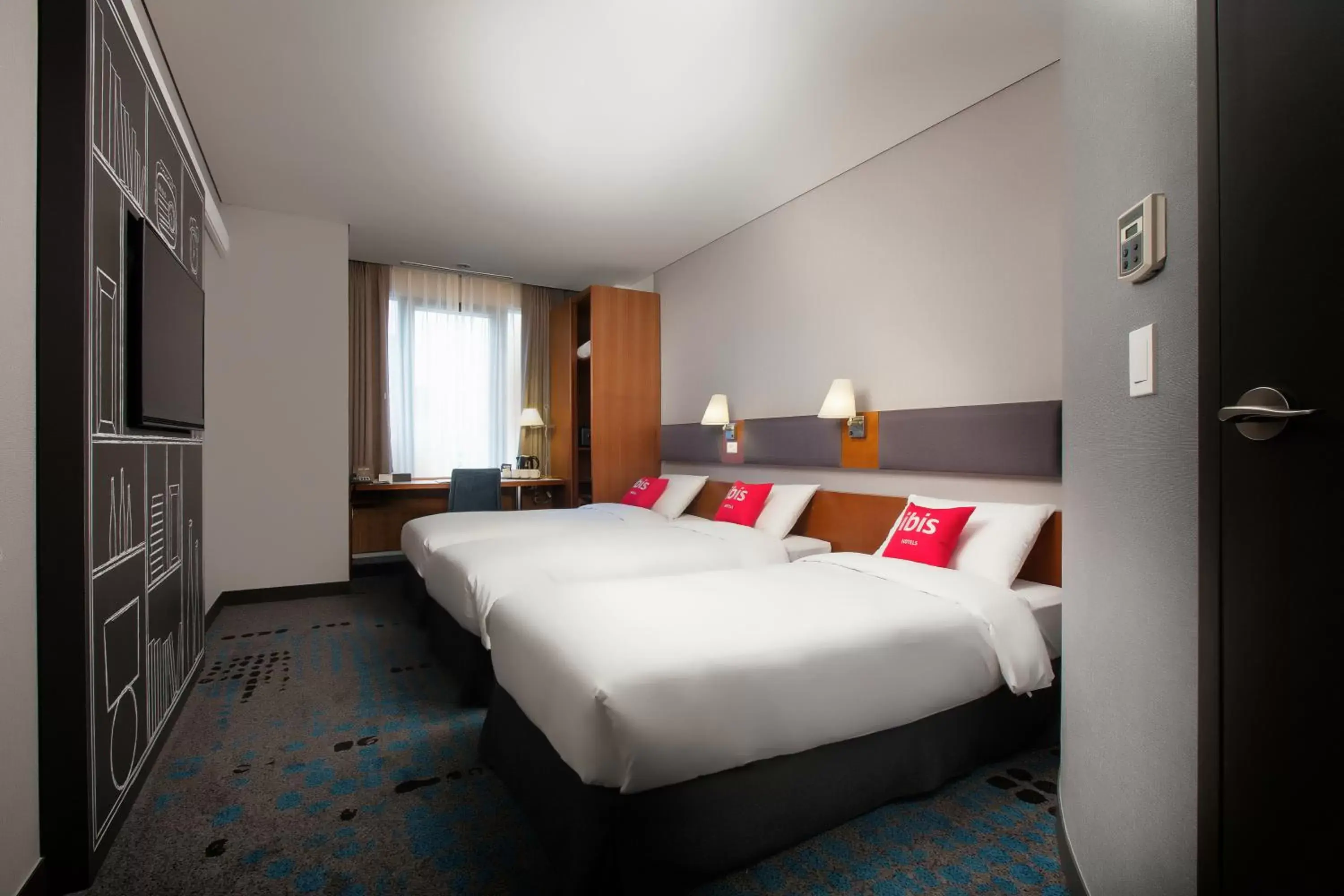 Bedroom, Bed in Ibis Ambassador Myeongdong