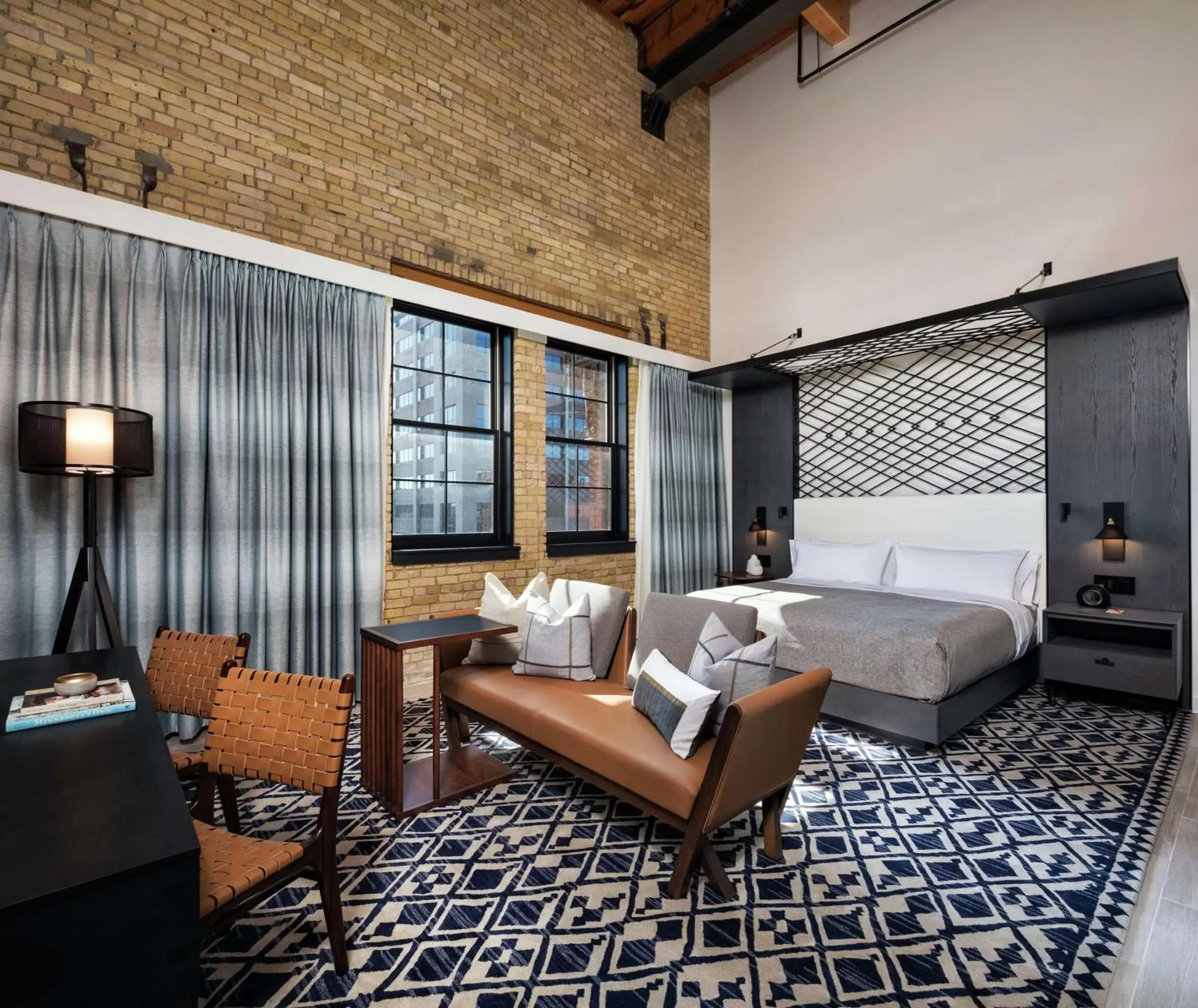 Bedroom, Seating Area in Canopy by Hilton Minneapolis Mill District