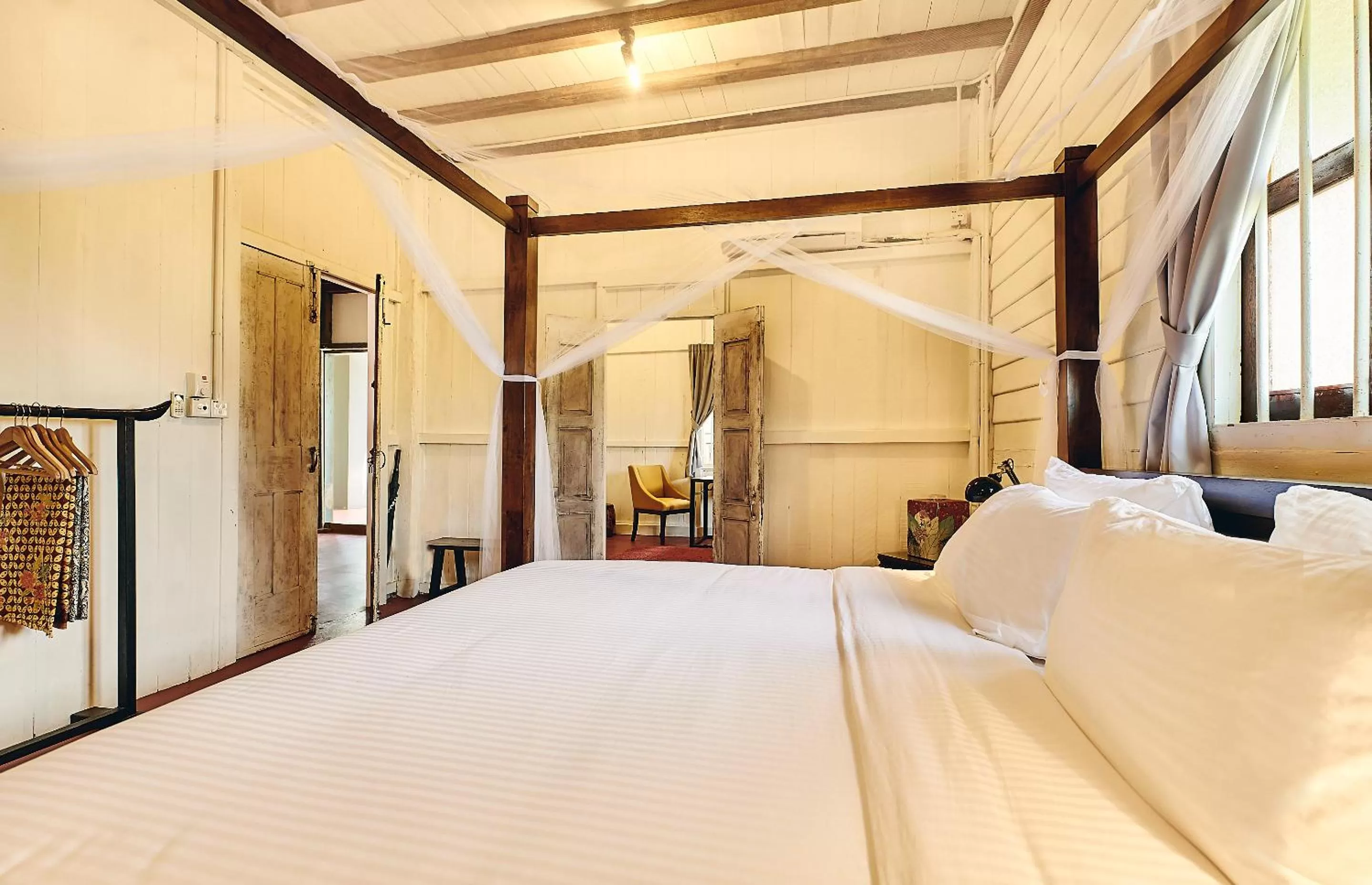 Bedroom, Bed in Temple Tree Resort