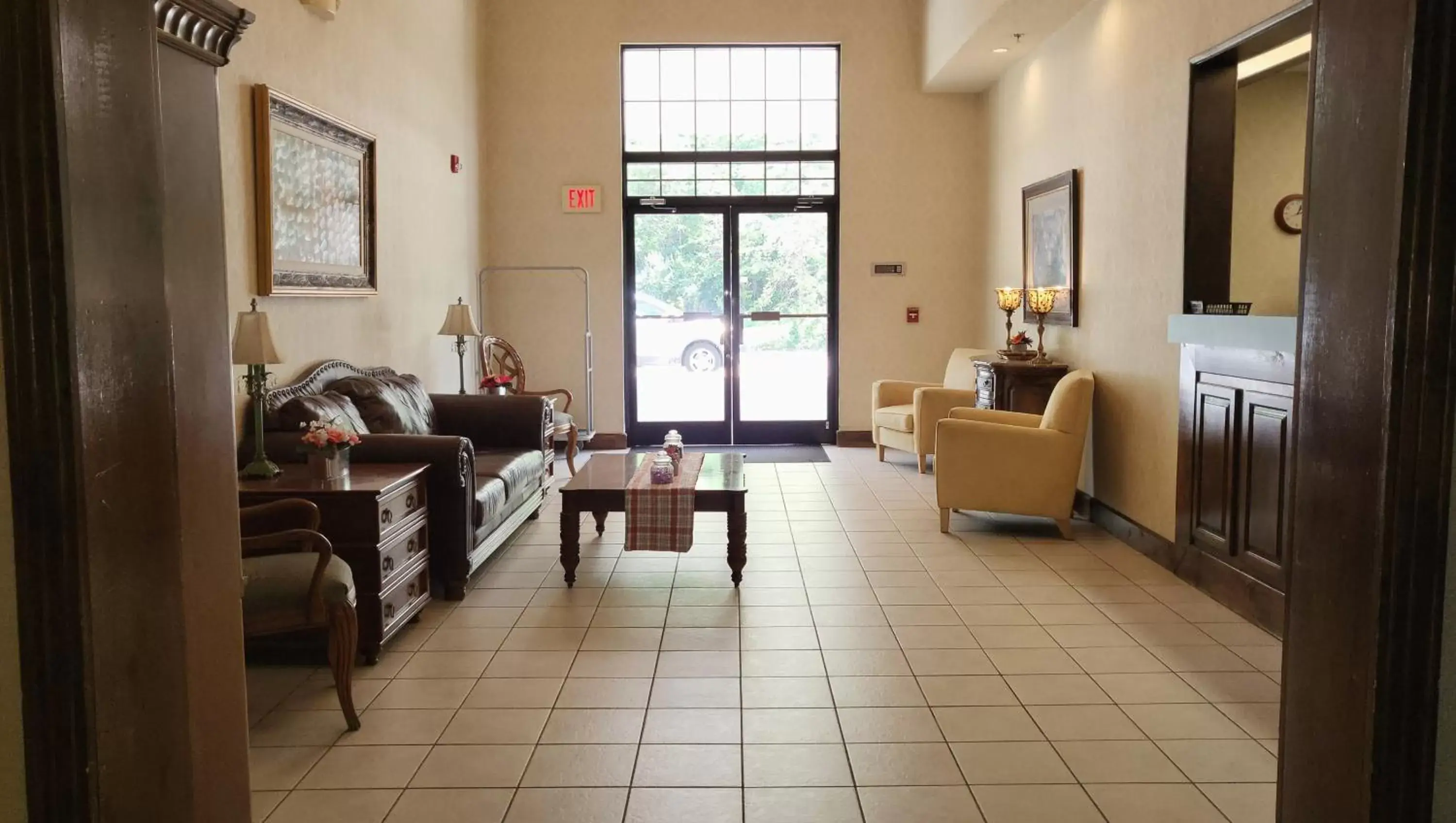 Lobby or reception, Seating Area in Magnuson Hotel West Liberty