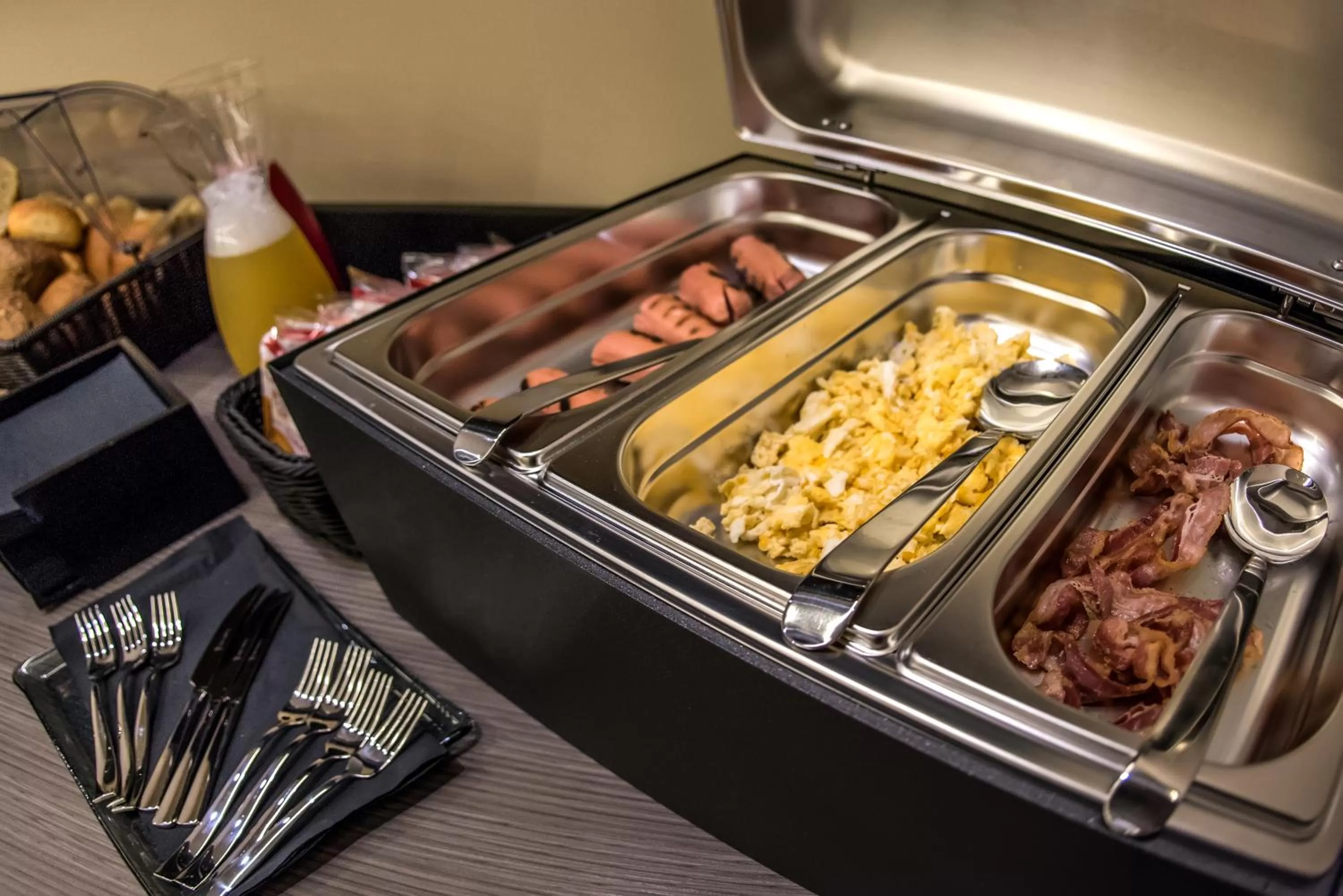 Buffet breakfast in Hotel Matilde - Lifestyle Hotel