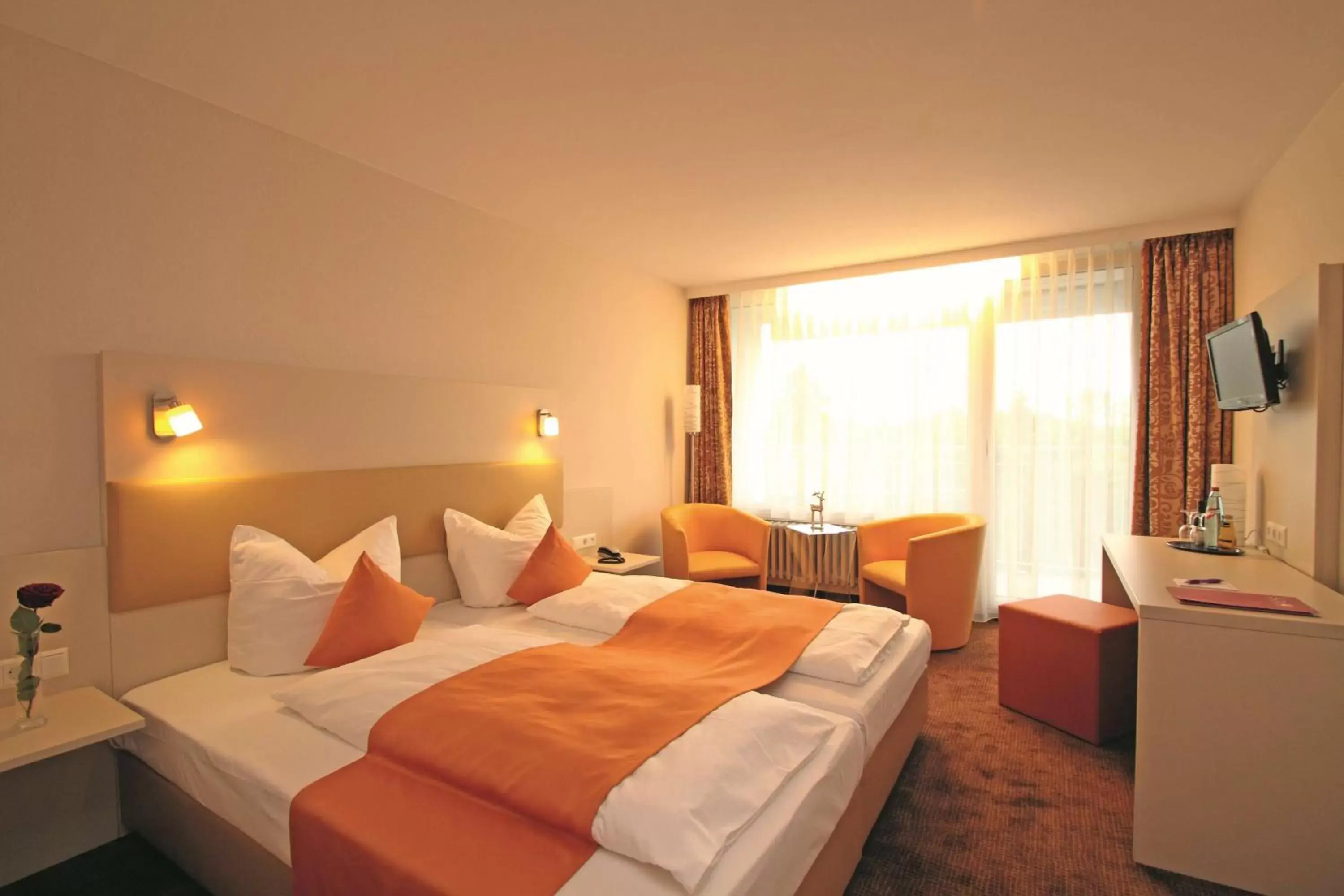 Photo of the whole room, Bed in Sure Hotel by Best Western Bad Dürrheim