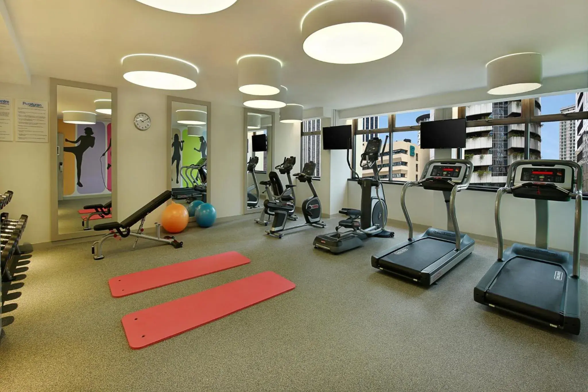 Spa and wellness centre/facilities, Fitness Center/Facilities in Holiday Inn Express Kuala Lumpur City Centre, an IHG Hotel