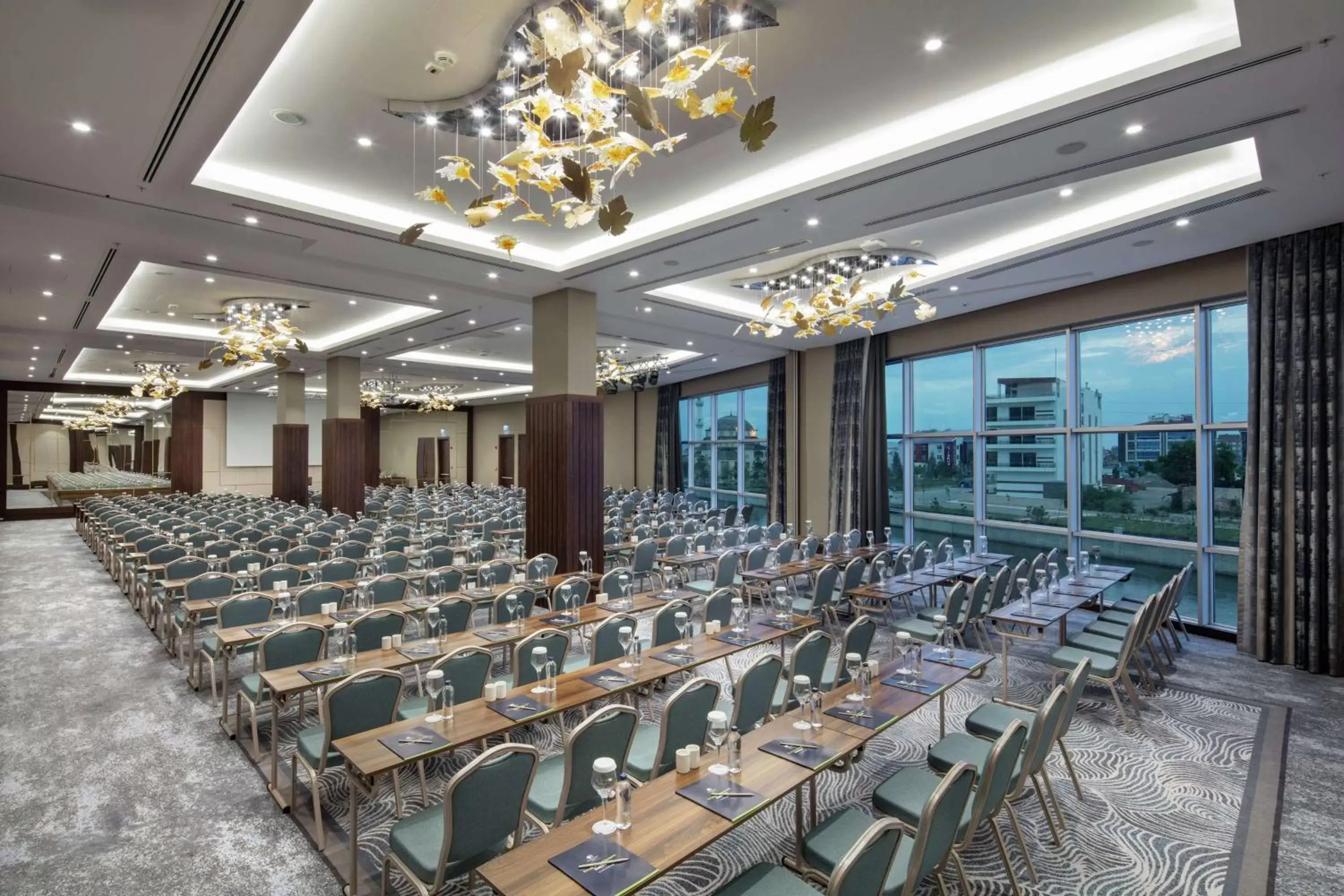 Meeting/conference room in Doubletree By Hilton Afyonkarahisar