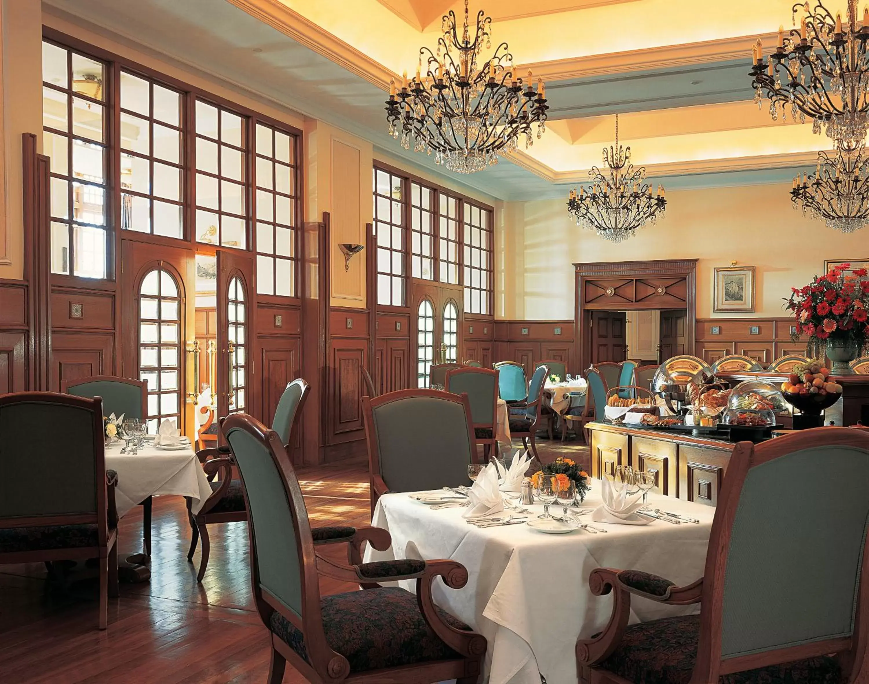 Restaurant/places to eat in The Oberoi Cecil Restaurant/places to eat in The Oberoi Cecil