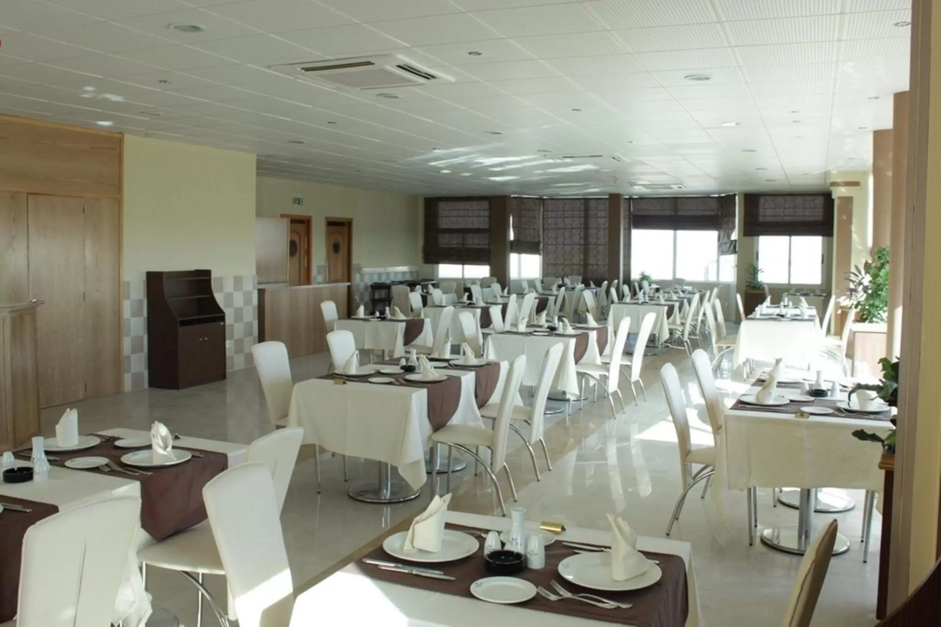Restaurant/places to eat in Hotel Mauricenter Nouakchott Restaurant/places to eat in Hotel Mauricenter Nouakchott