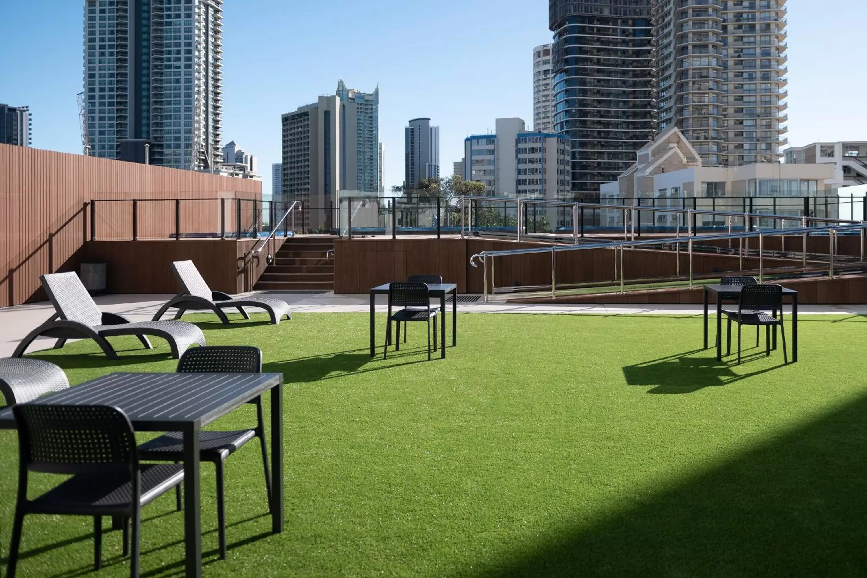 Balcony/Terrace in Mantra on View Hotel