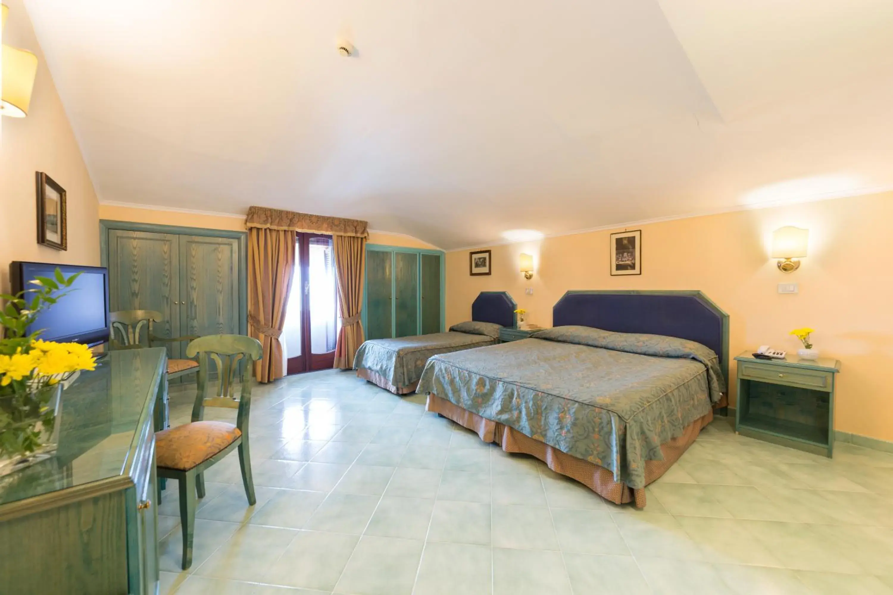 Bedroom in Hotel Jaccarino